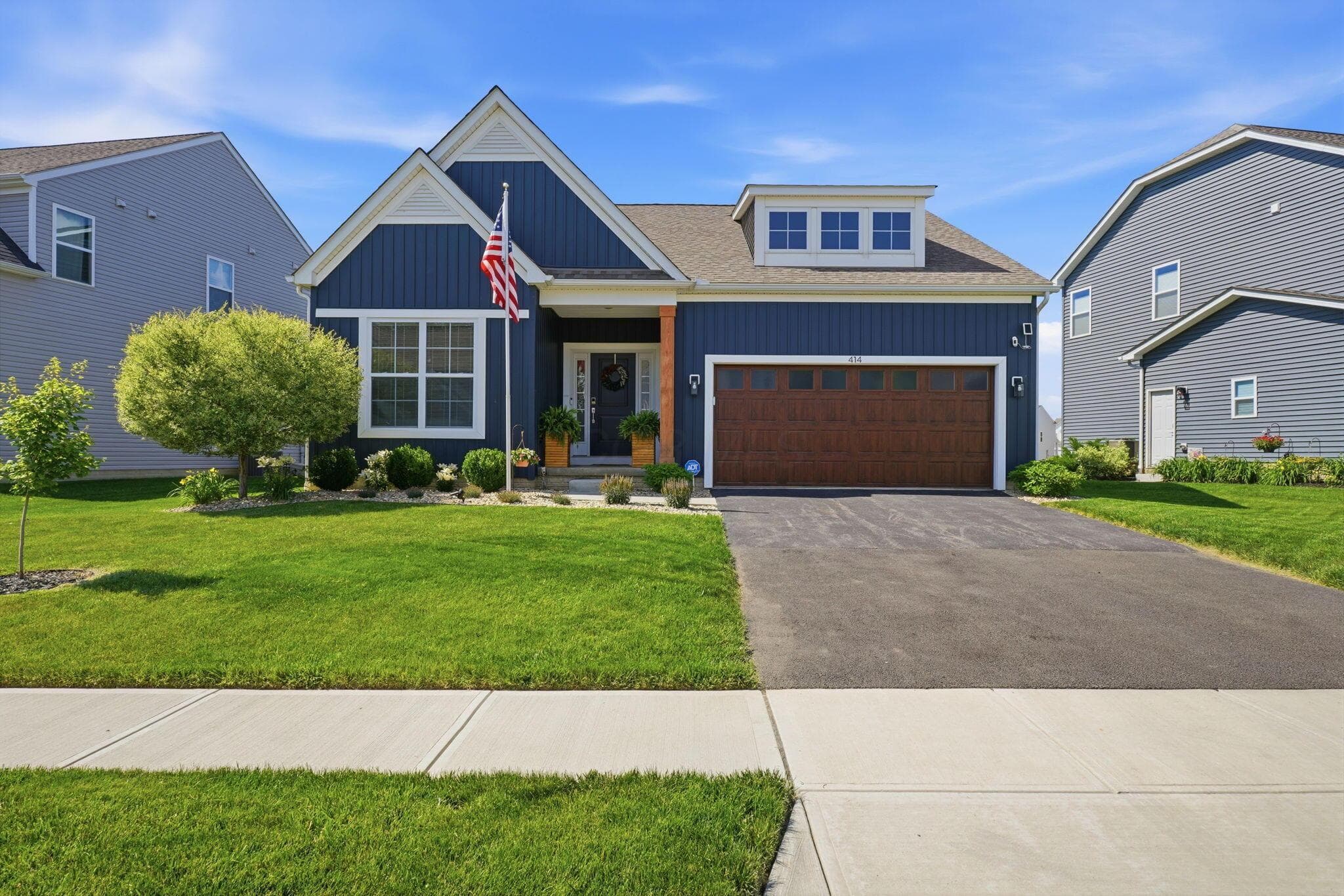 414 Colonial Club Road, Commercial Point, OH 43116