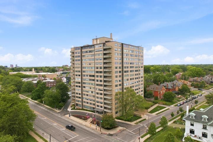 1620 E Broad Street #1108, Columbus, OH 43203