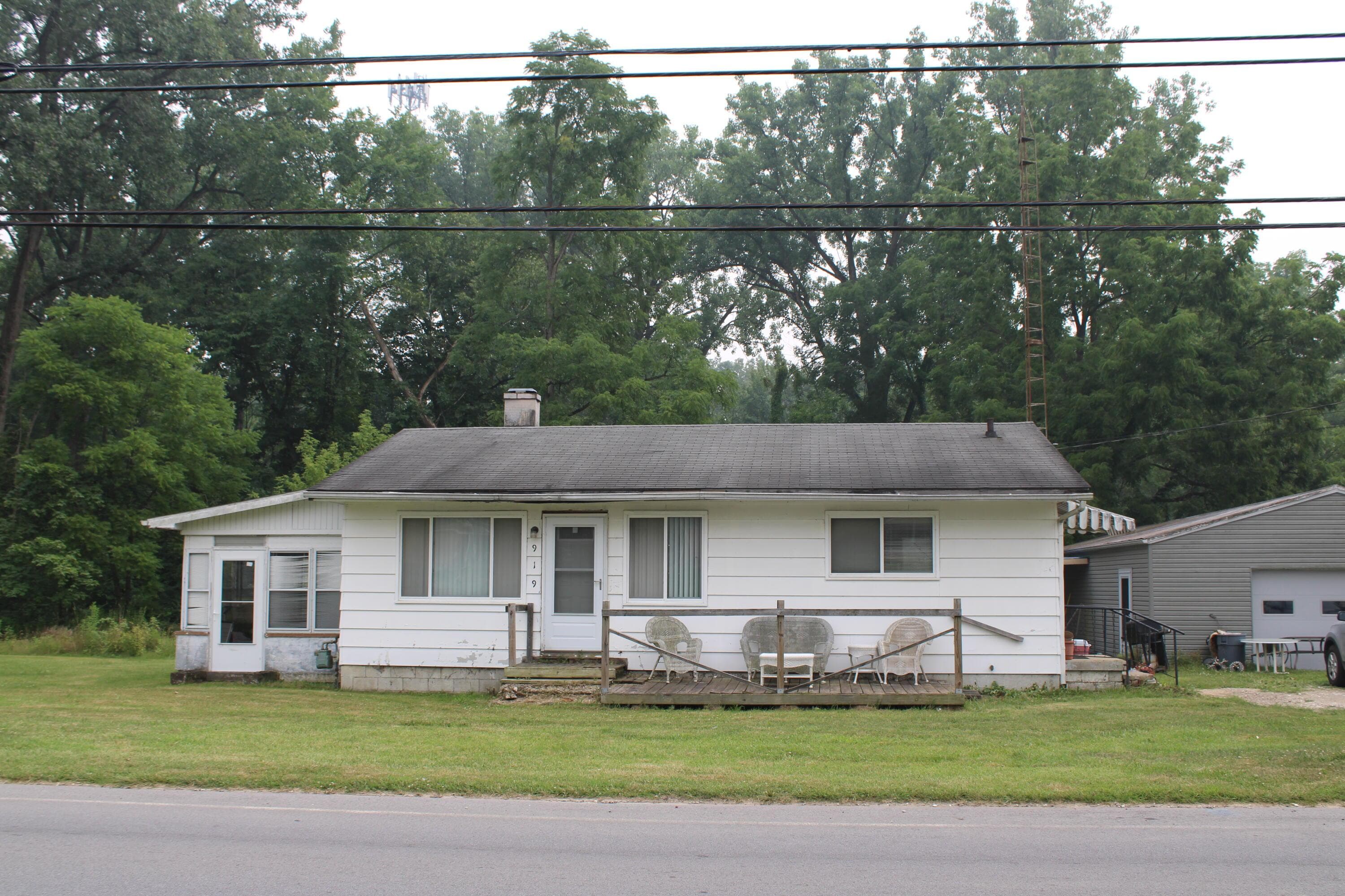 919 Charles, Galion, OH 44833