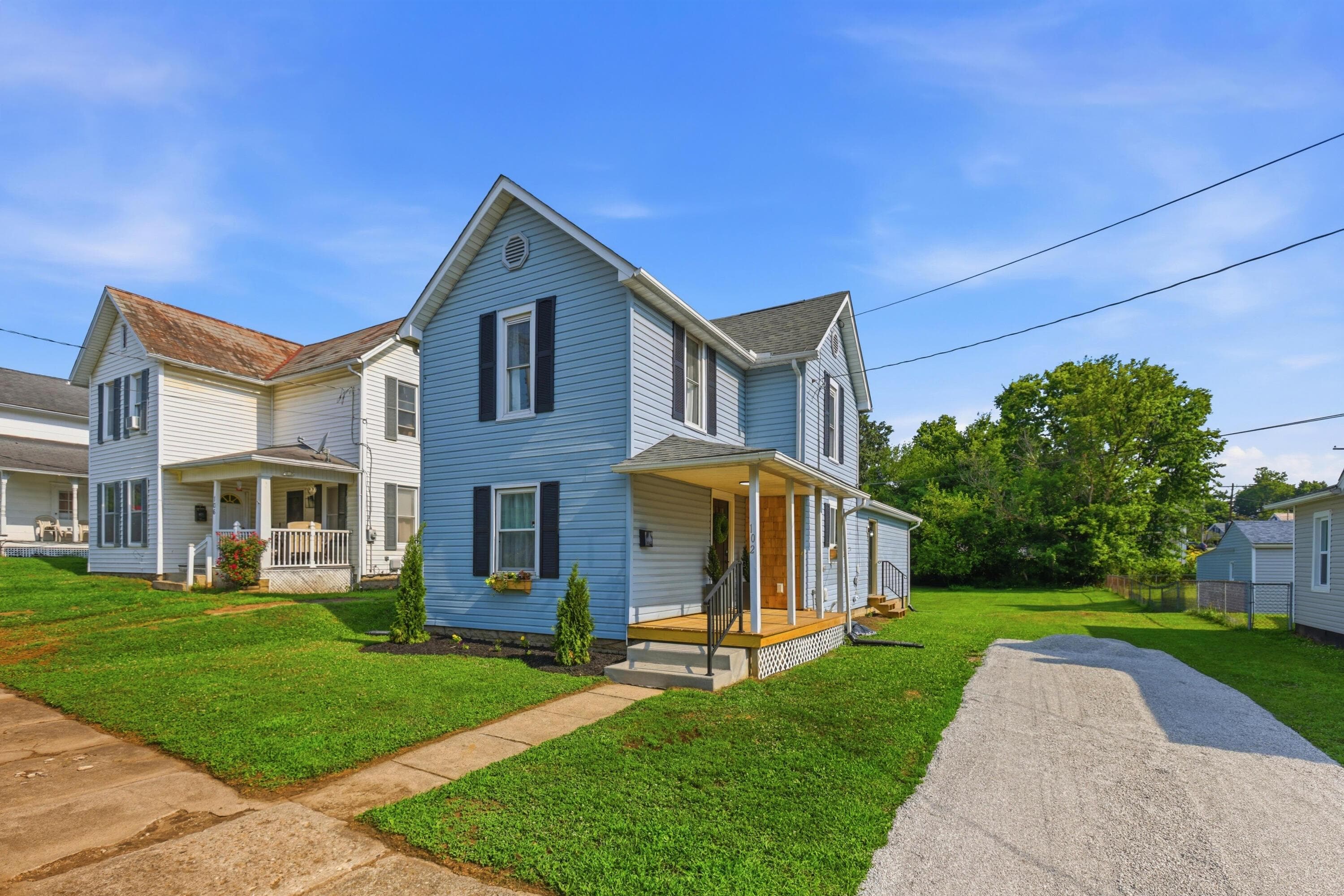 102 W Shields, Newark, OH