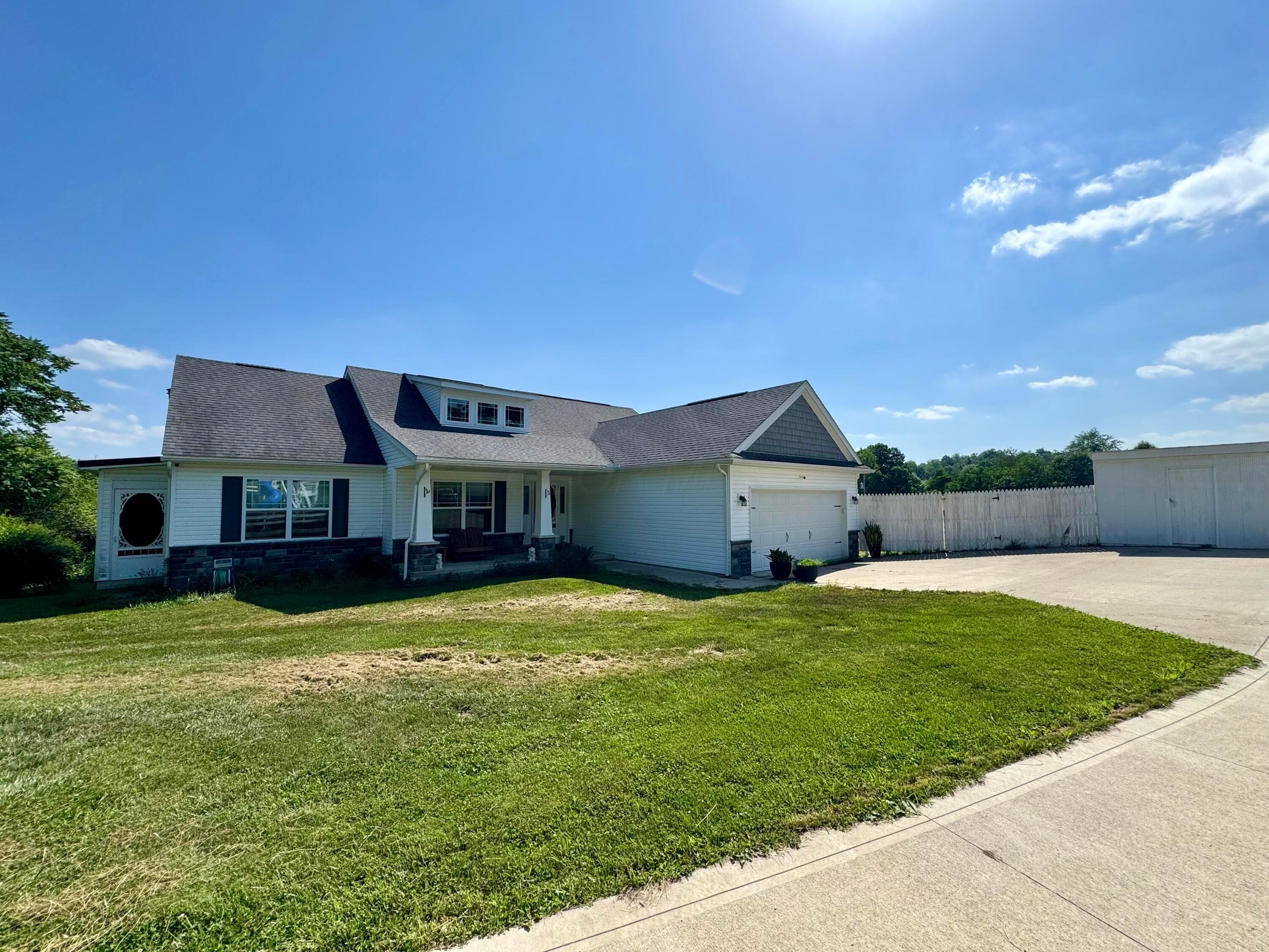 4436 State Route 345 NE, New Lexington, OH 43764