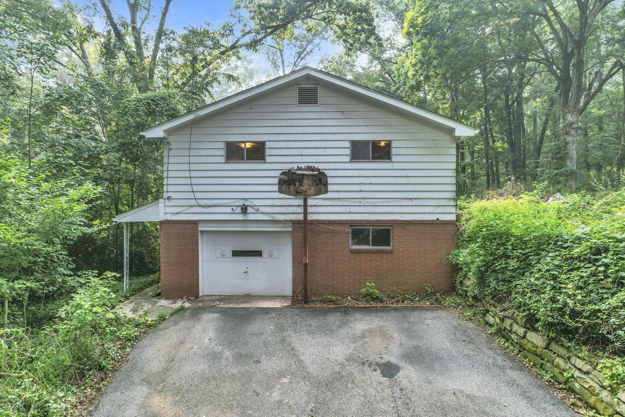 630 Cedar Run Road NE, Newark, OH 43055