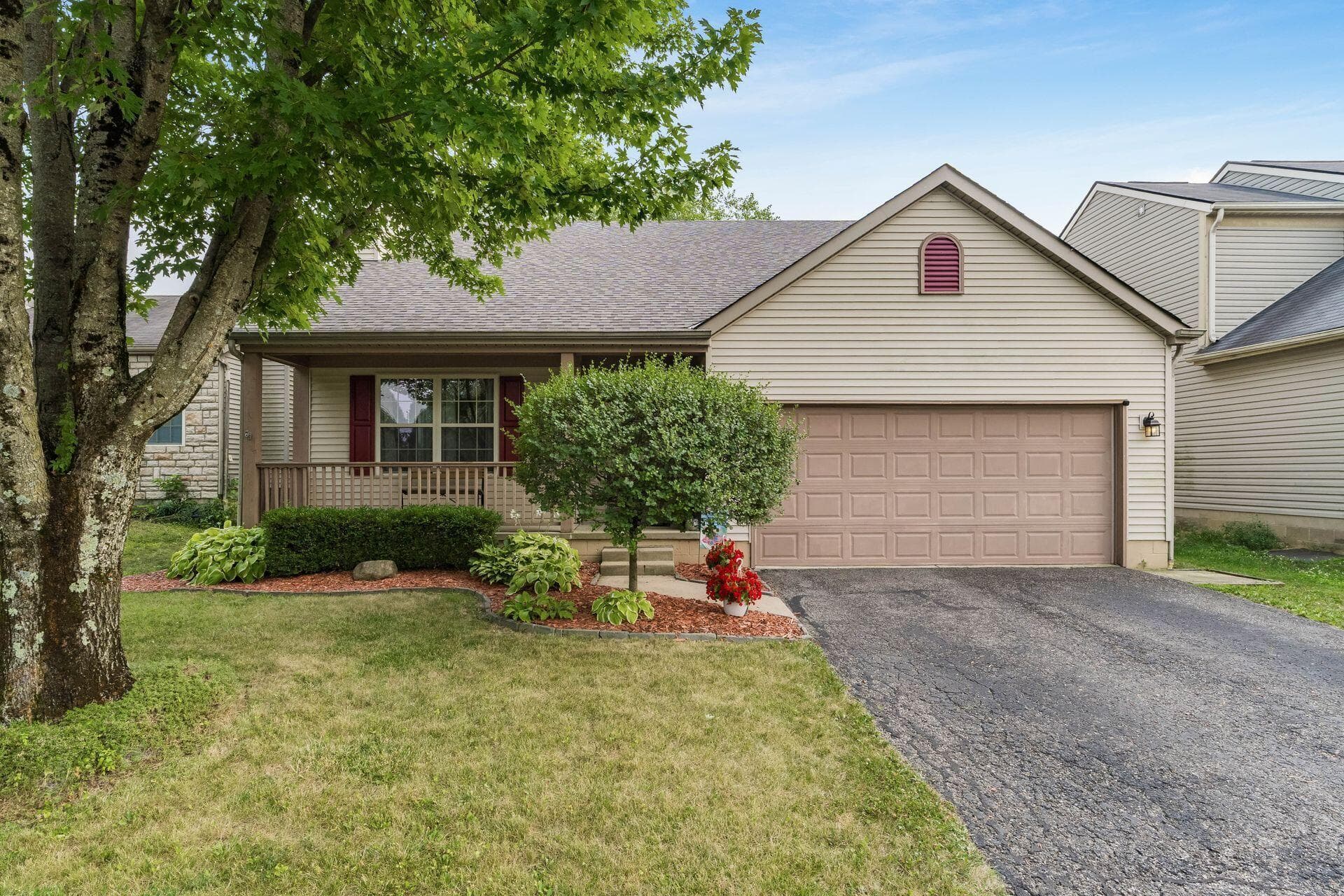 8107 Crete Lane, Blacklick, OH
