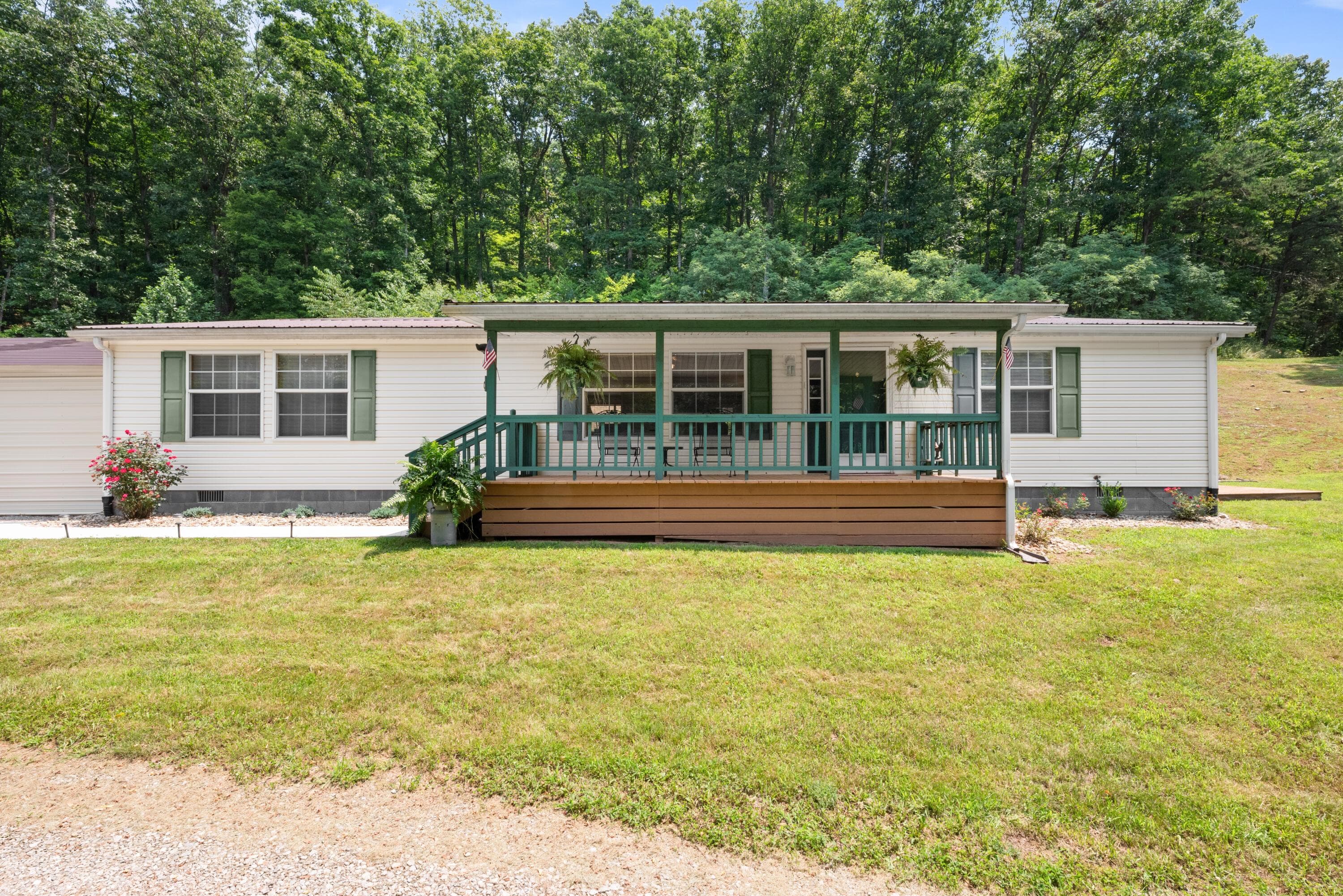 1941 Evans Road, Patriot, OH 45658