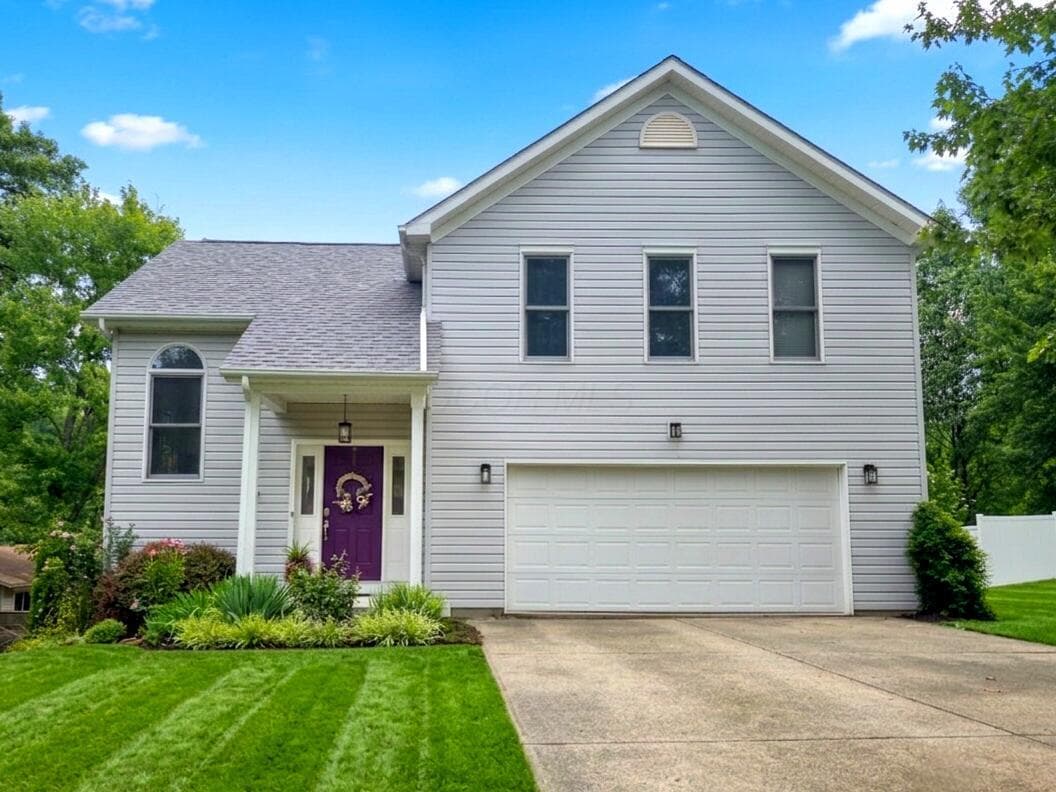 1 Banbury, Athens, OH