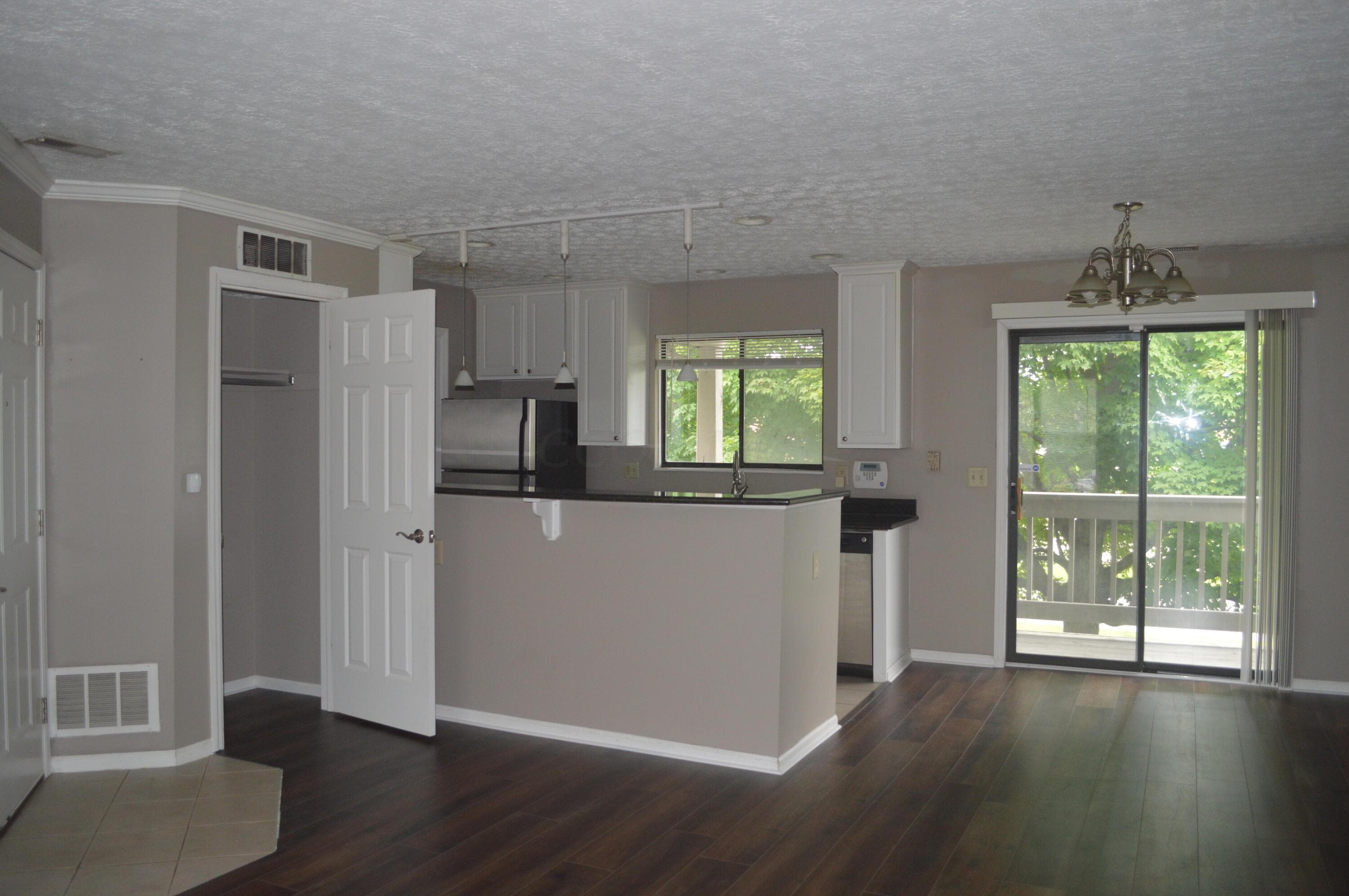 2744 Greystone Drive #GD2744, Columbus, OH 43220