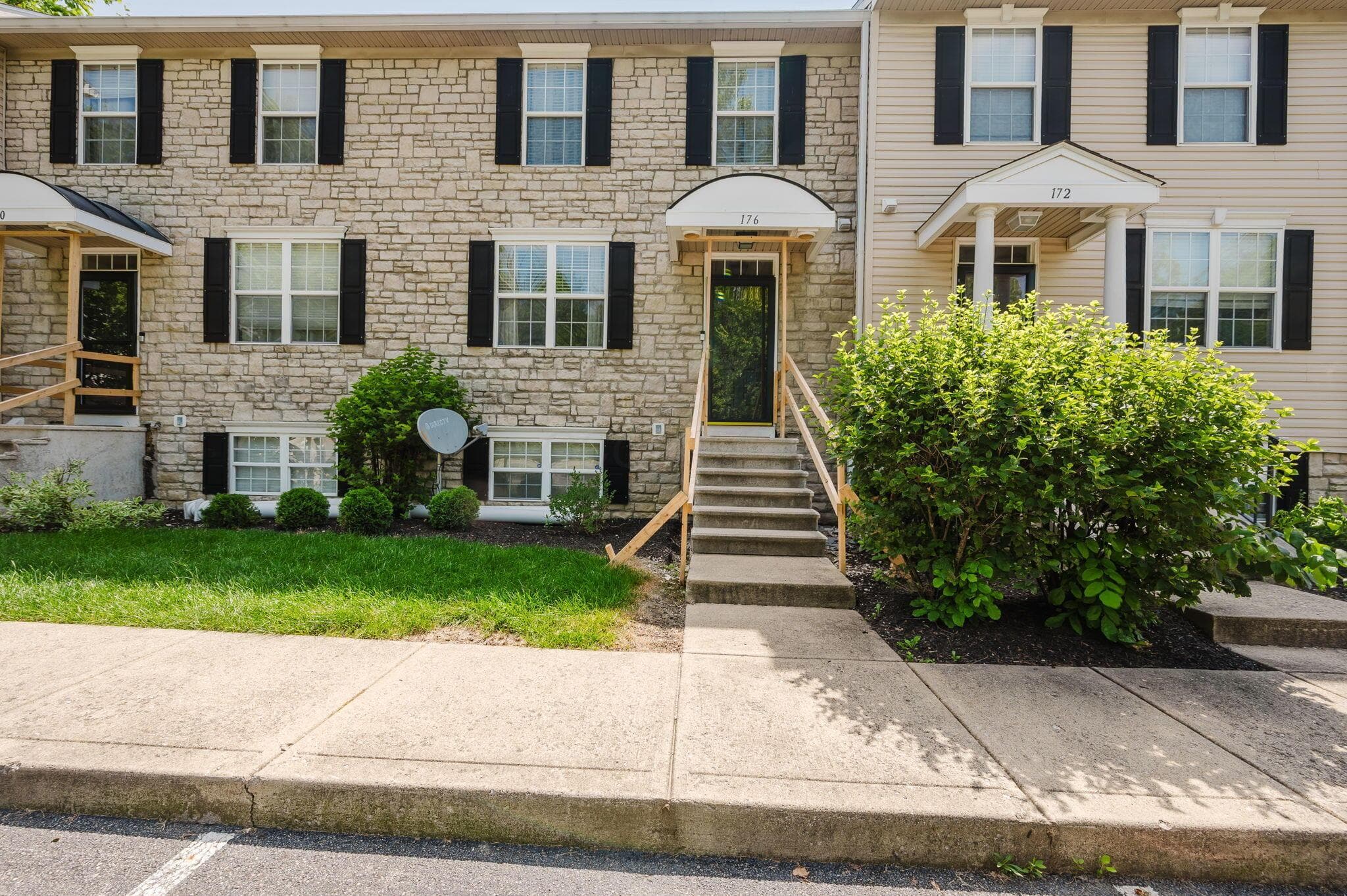 176 Preswicke Mill, Blacklick, OH