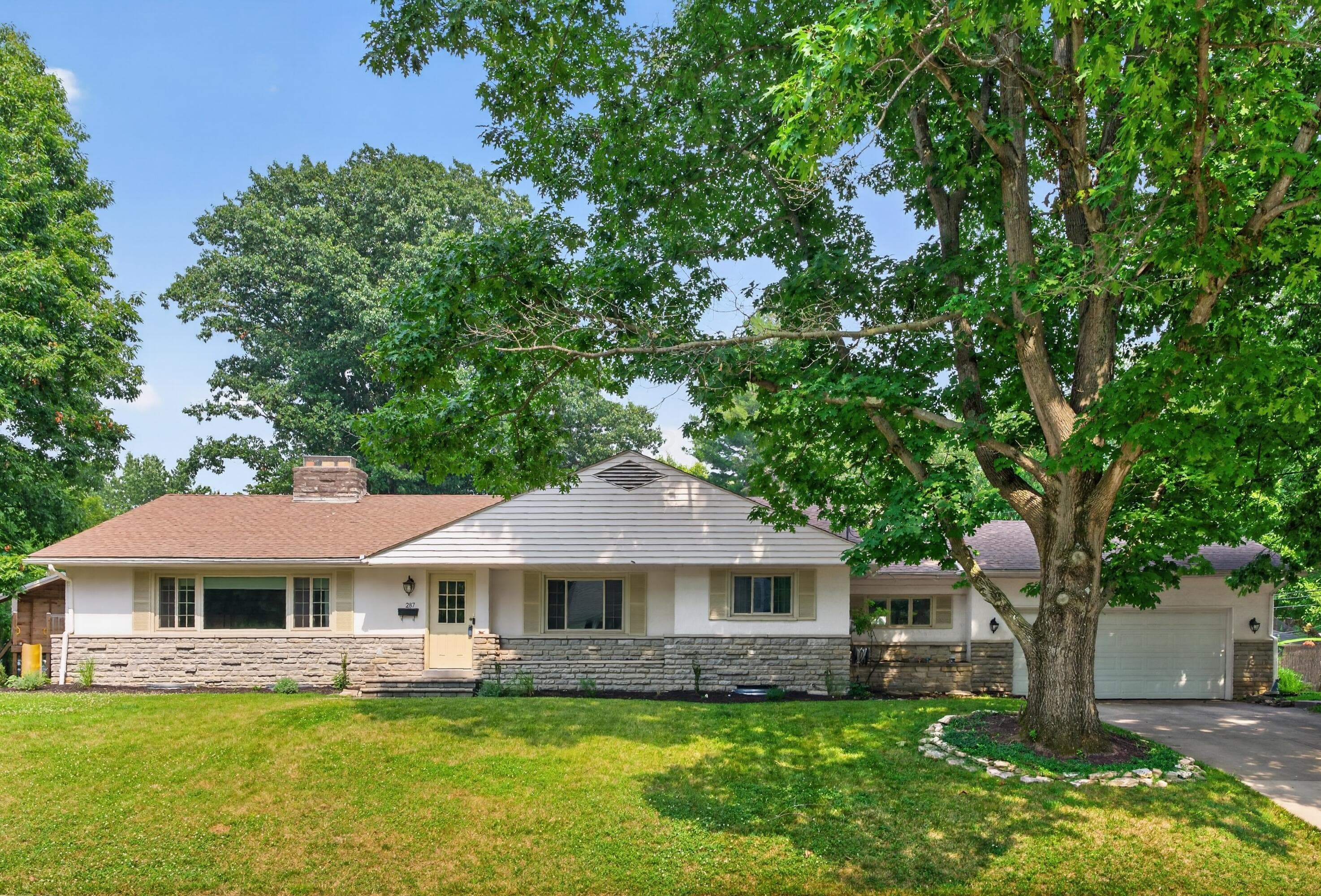 287 Frontenac Place, Worthington, OH 43085