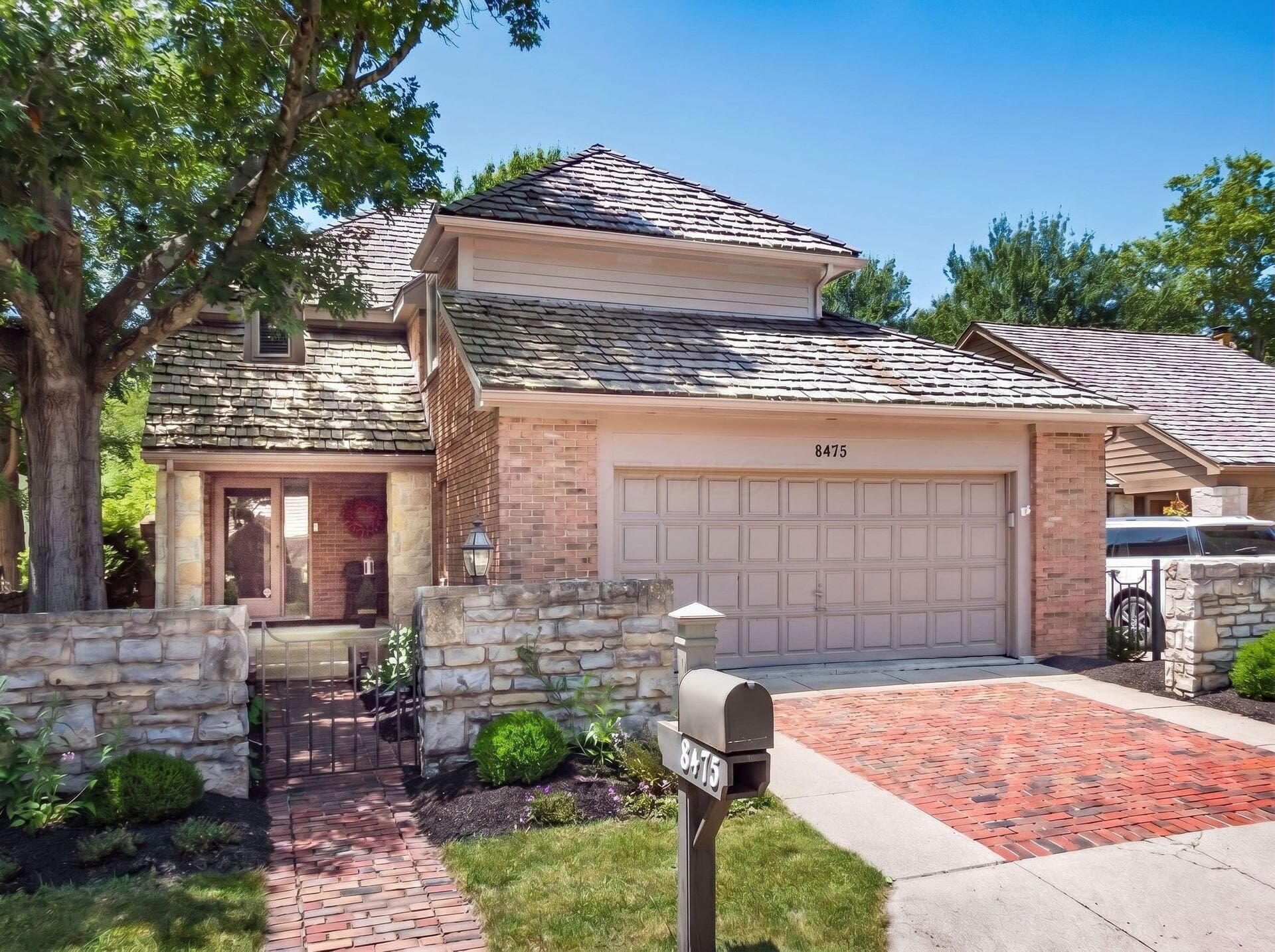 8475 Gullane Court, Dublin, OH 43017