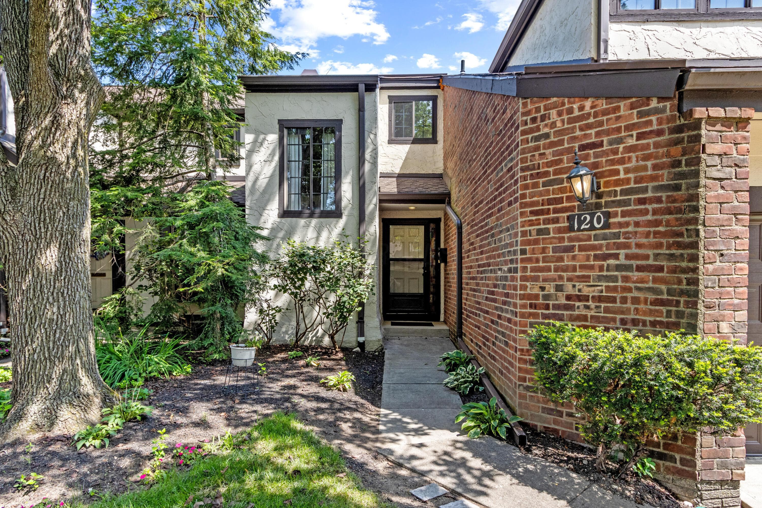 120 Saint Julien Street #36C, Worthington, OH
