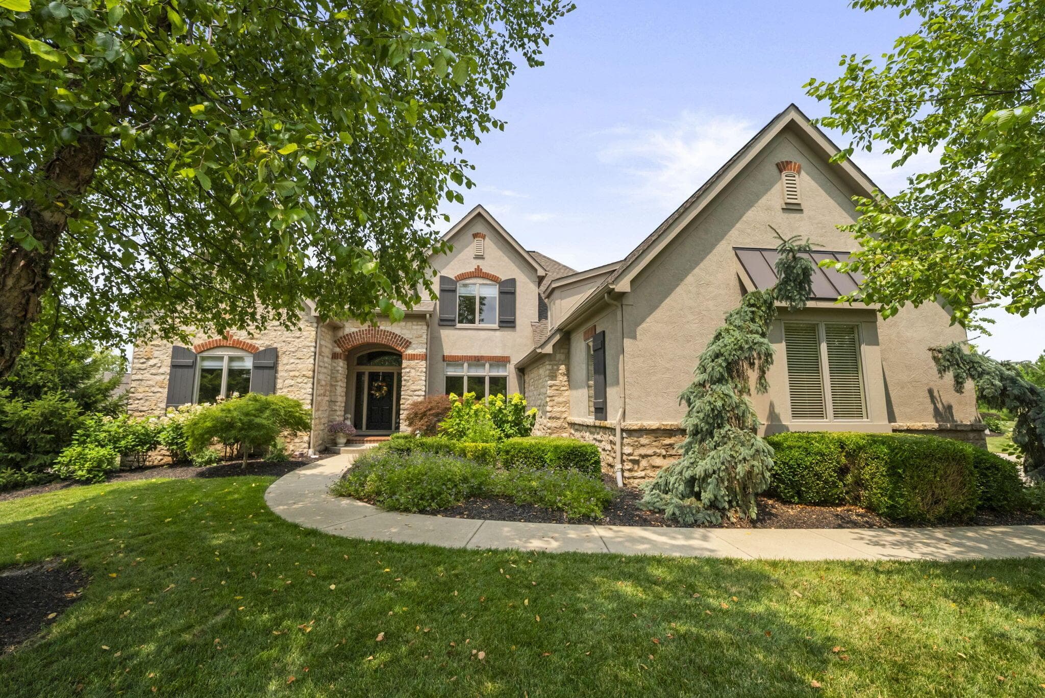 9889 Morris Drive, Dublin, OH