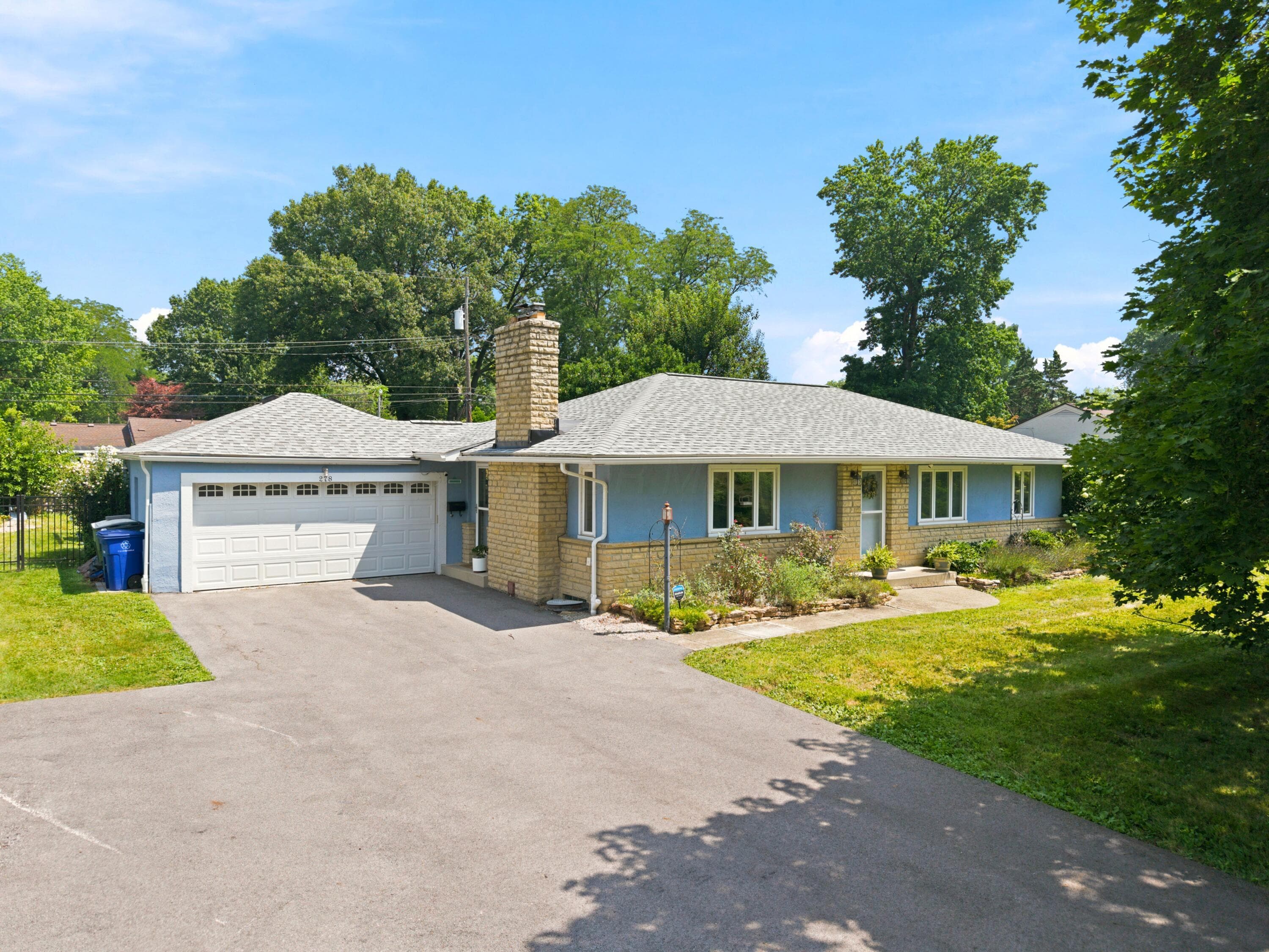 278 E Cooke Road, Columbus, OH