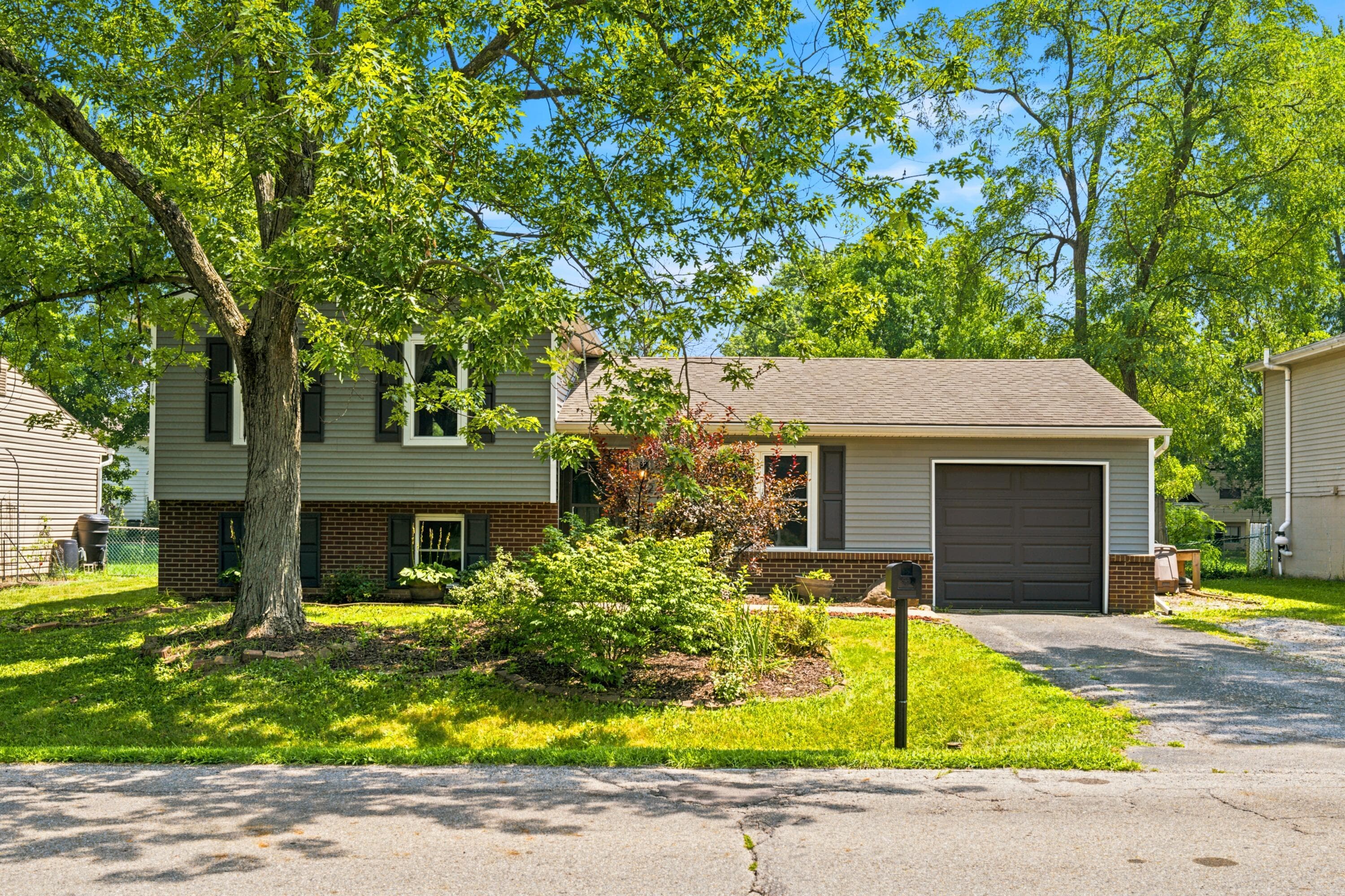682 Hines Road, Columbus, OH