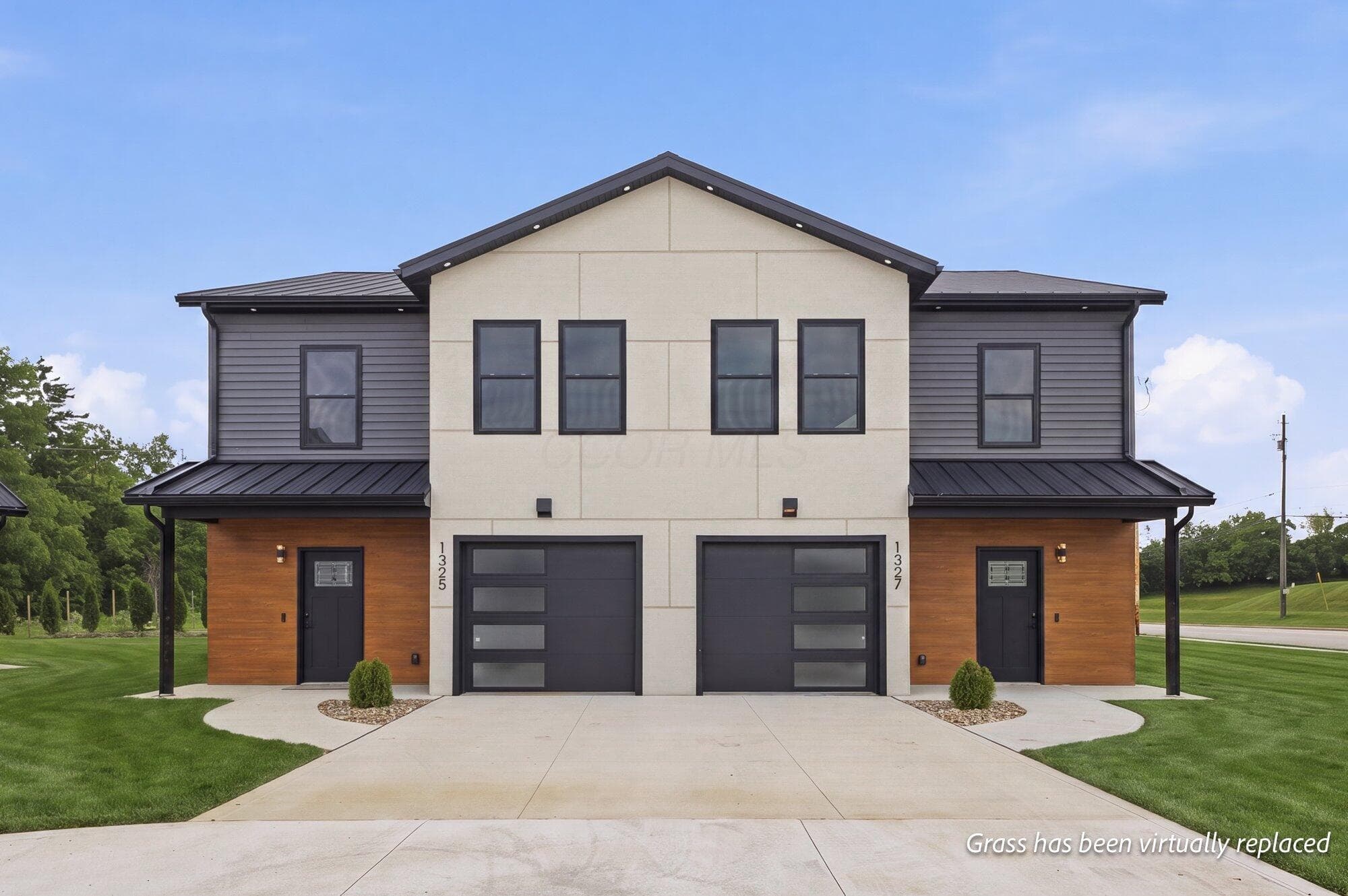 1327 S Trimble Road, Mansfield, OH 44907