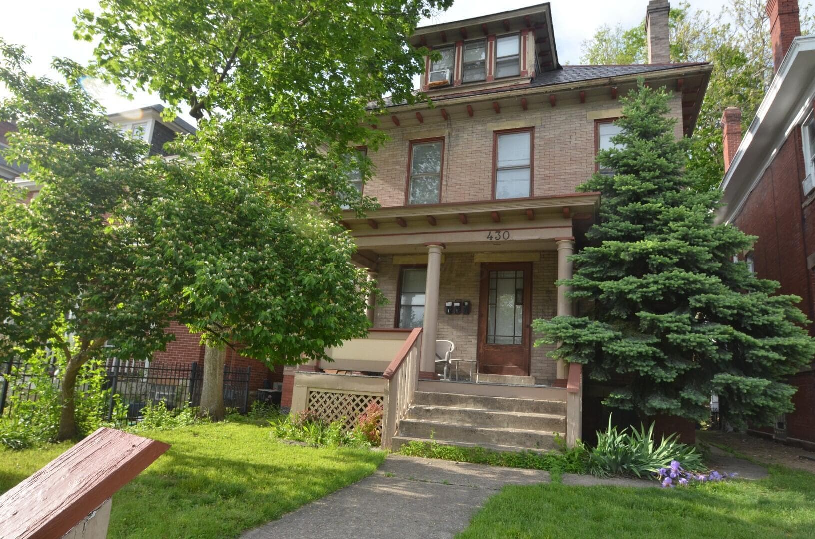 430 King Avenue #B, Columbus, OH 43201