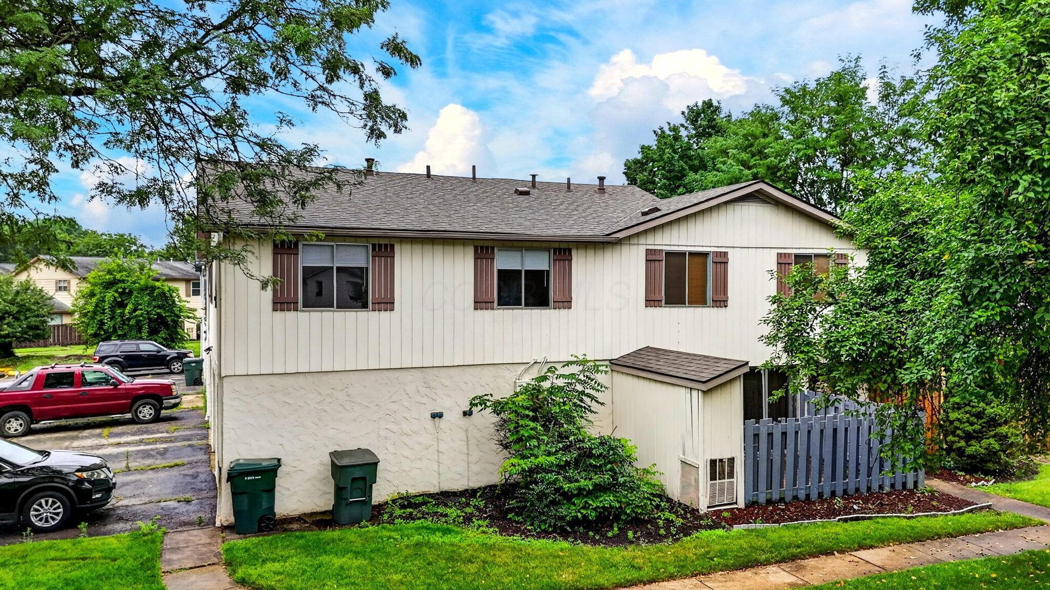 2519 Burgandy Lane #A, Columbus, OH 43232