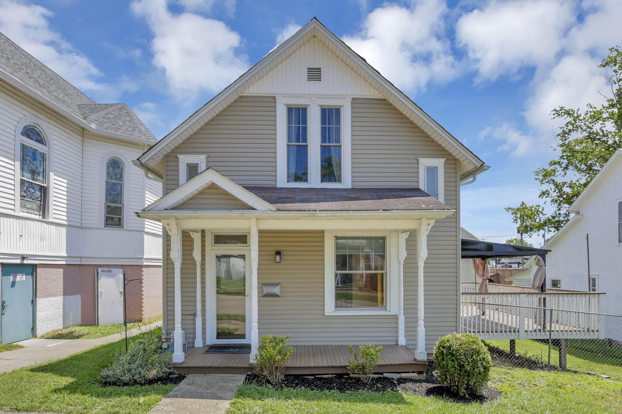 114 N Walnut Street, Baltimore, OH