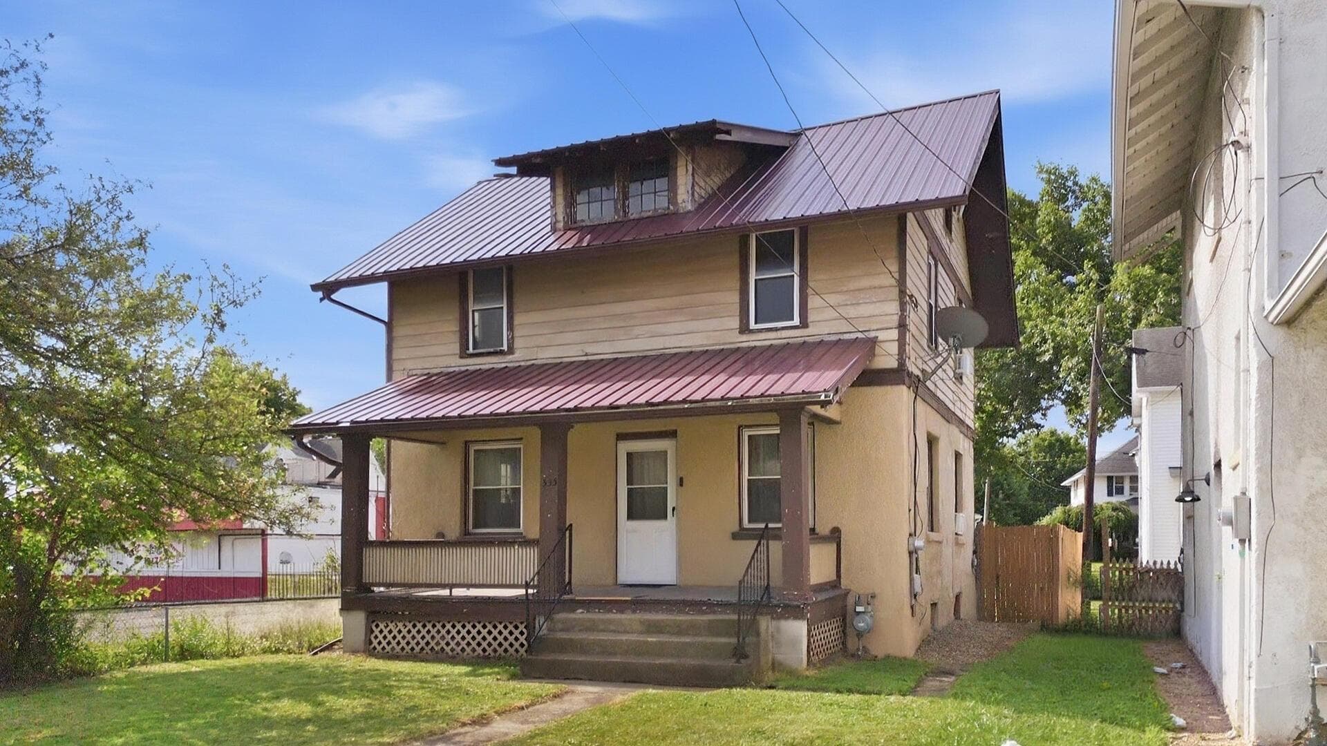 535 E Main Street, Ashland, OH 44805