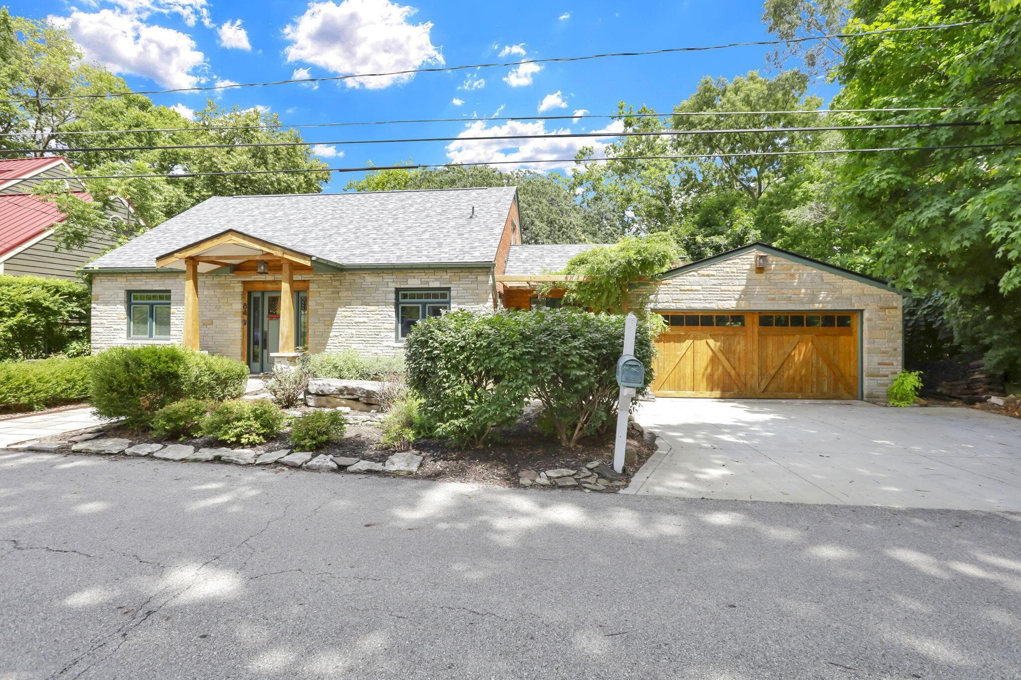 84 S Riverview Street, Dublin, OH 43017