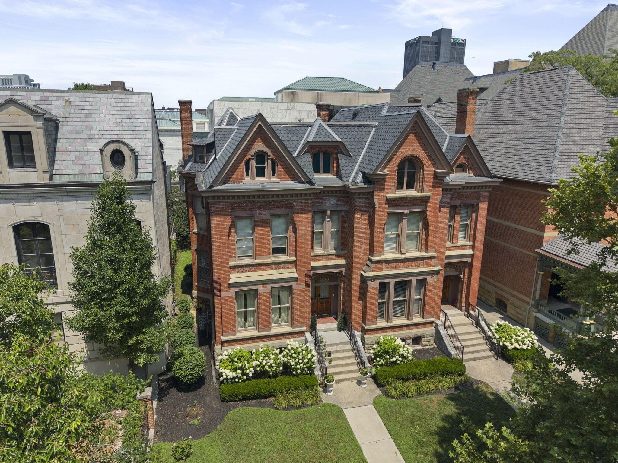 392 1/2 E Town Street, Columbus, OH 43215
