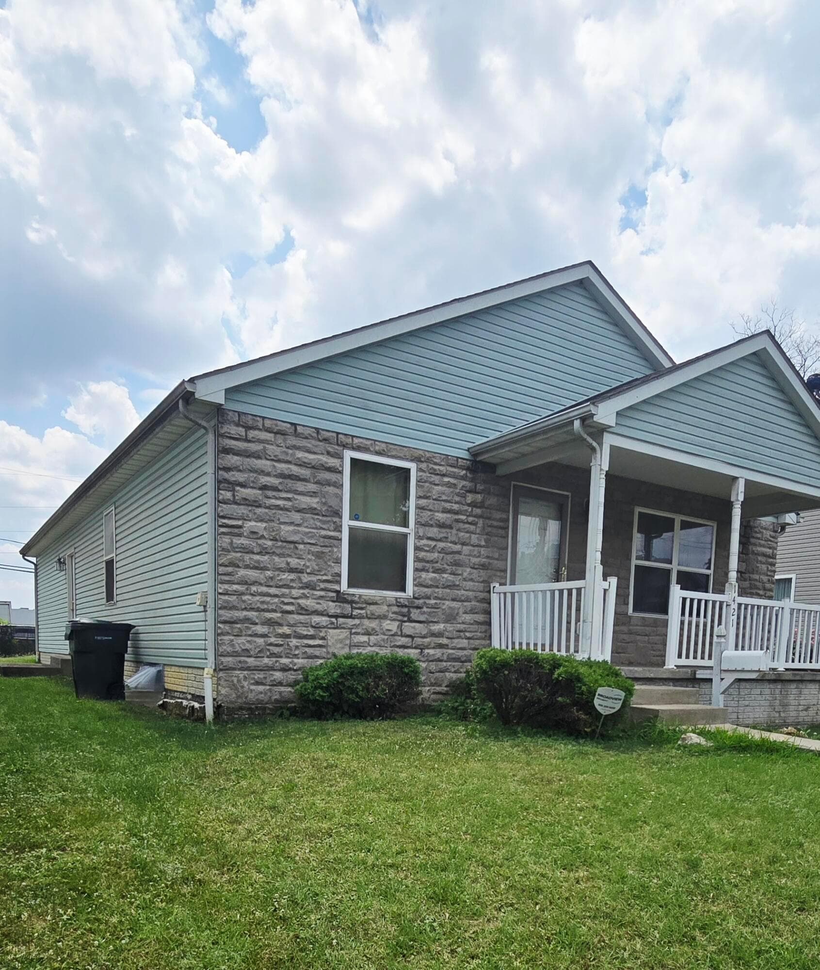 1421 Gibbard Avenue, Columbus, OH 43219