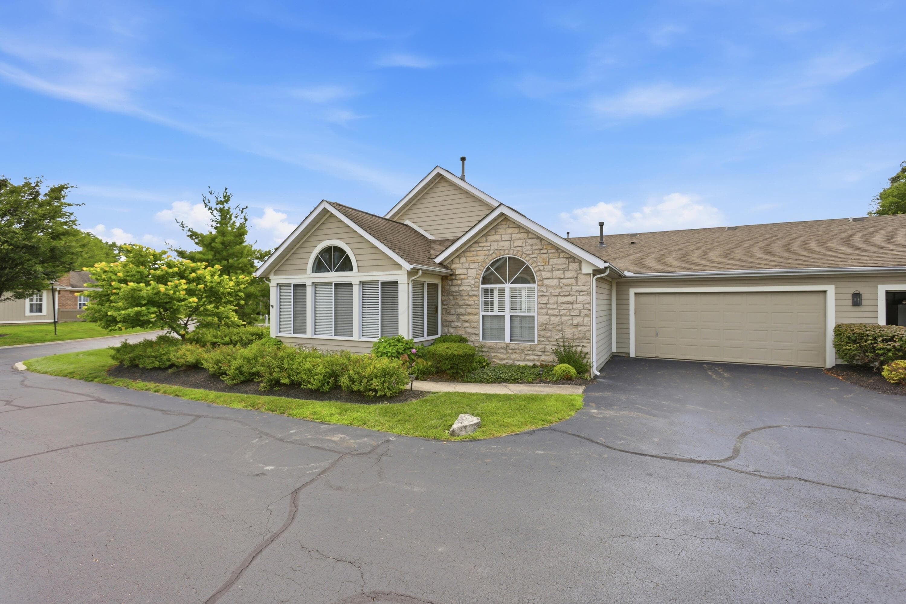 731 Windward Lane, Gahanna, OH 43230