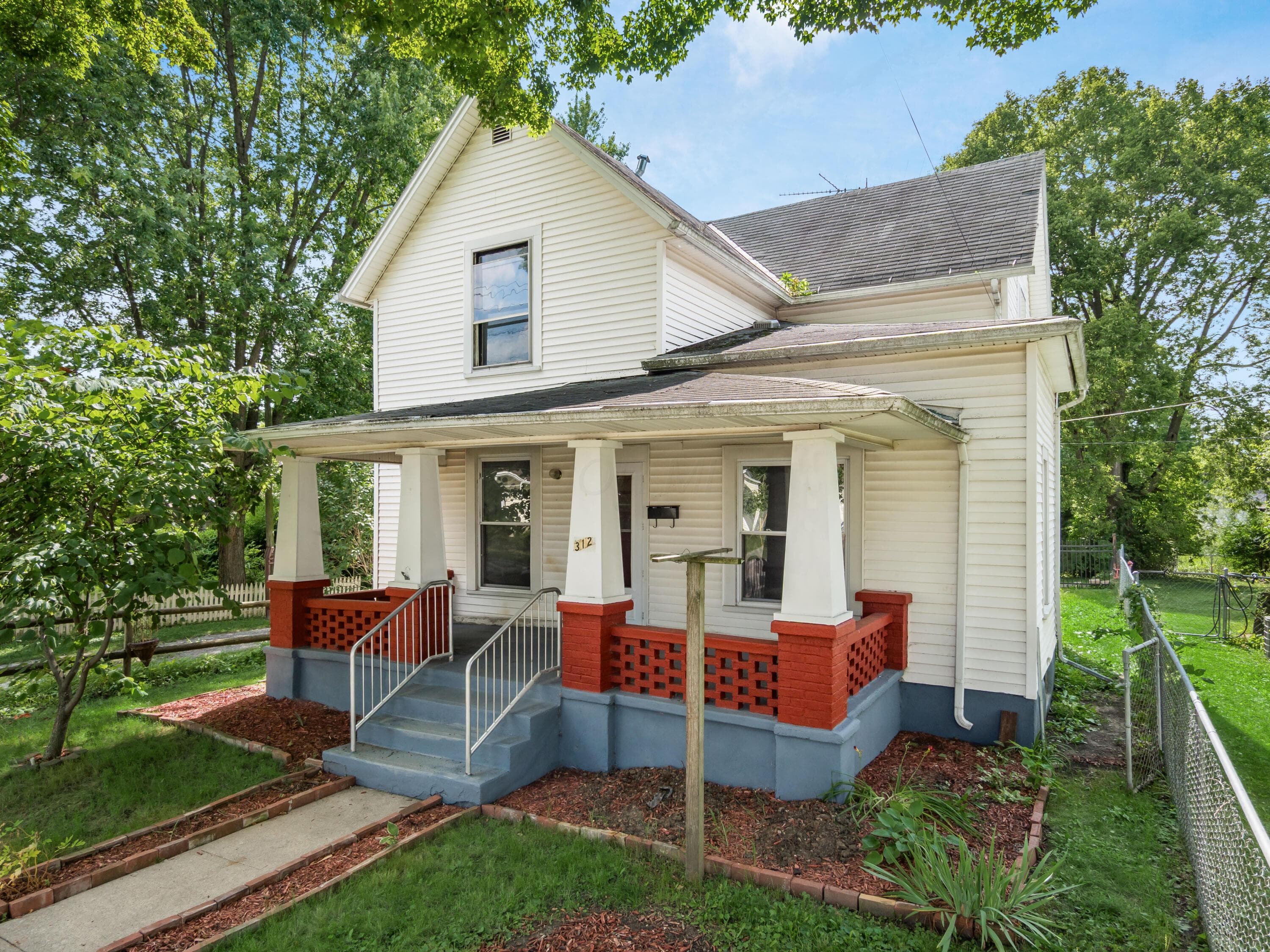 312 Plumvalley Street, Bellefontaine, OH 43311