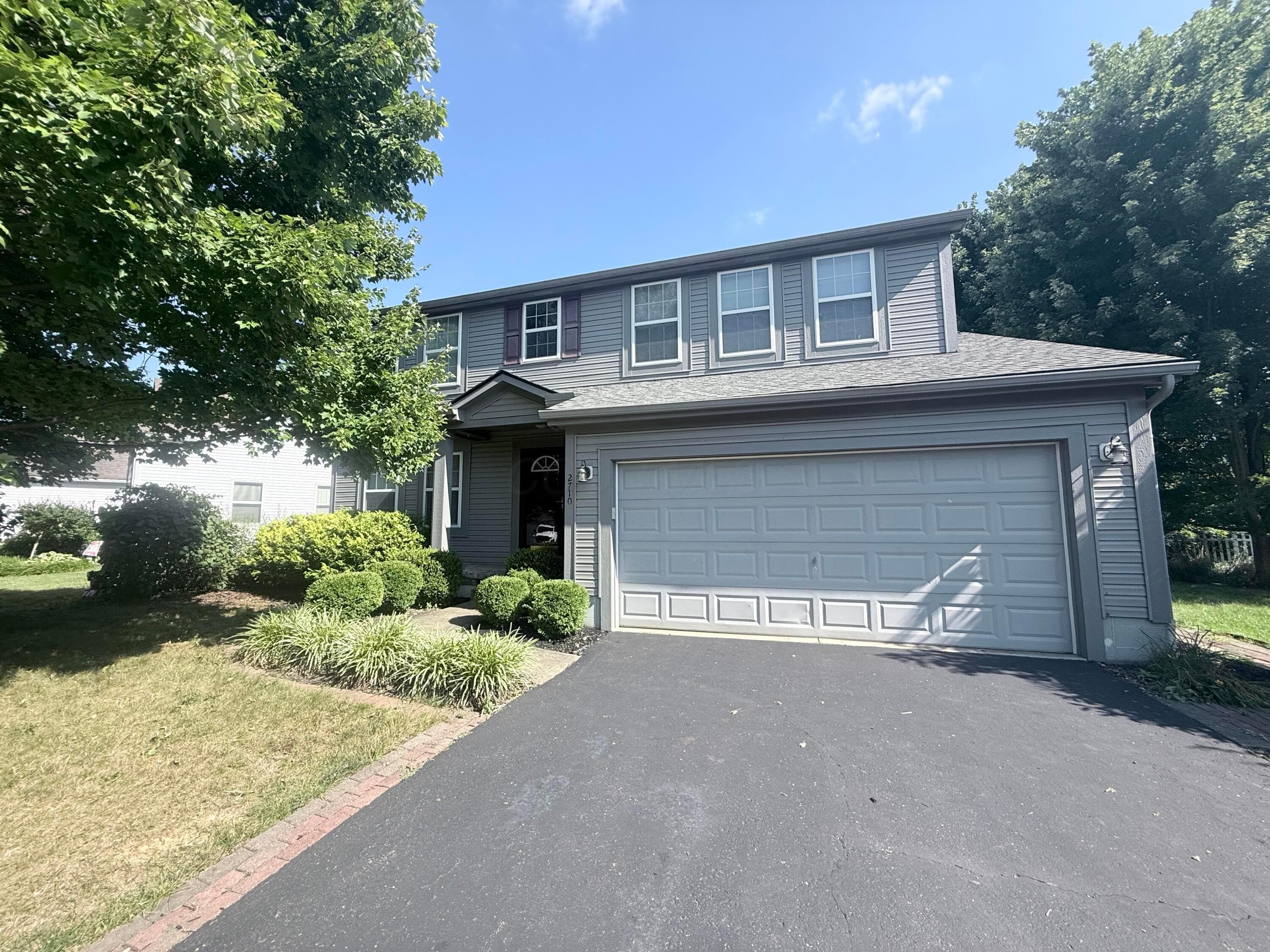 2710 Prairie Grass Drive, Lancaster, OH 43130