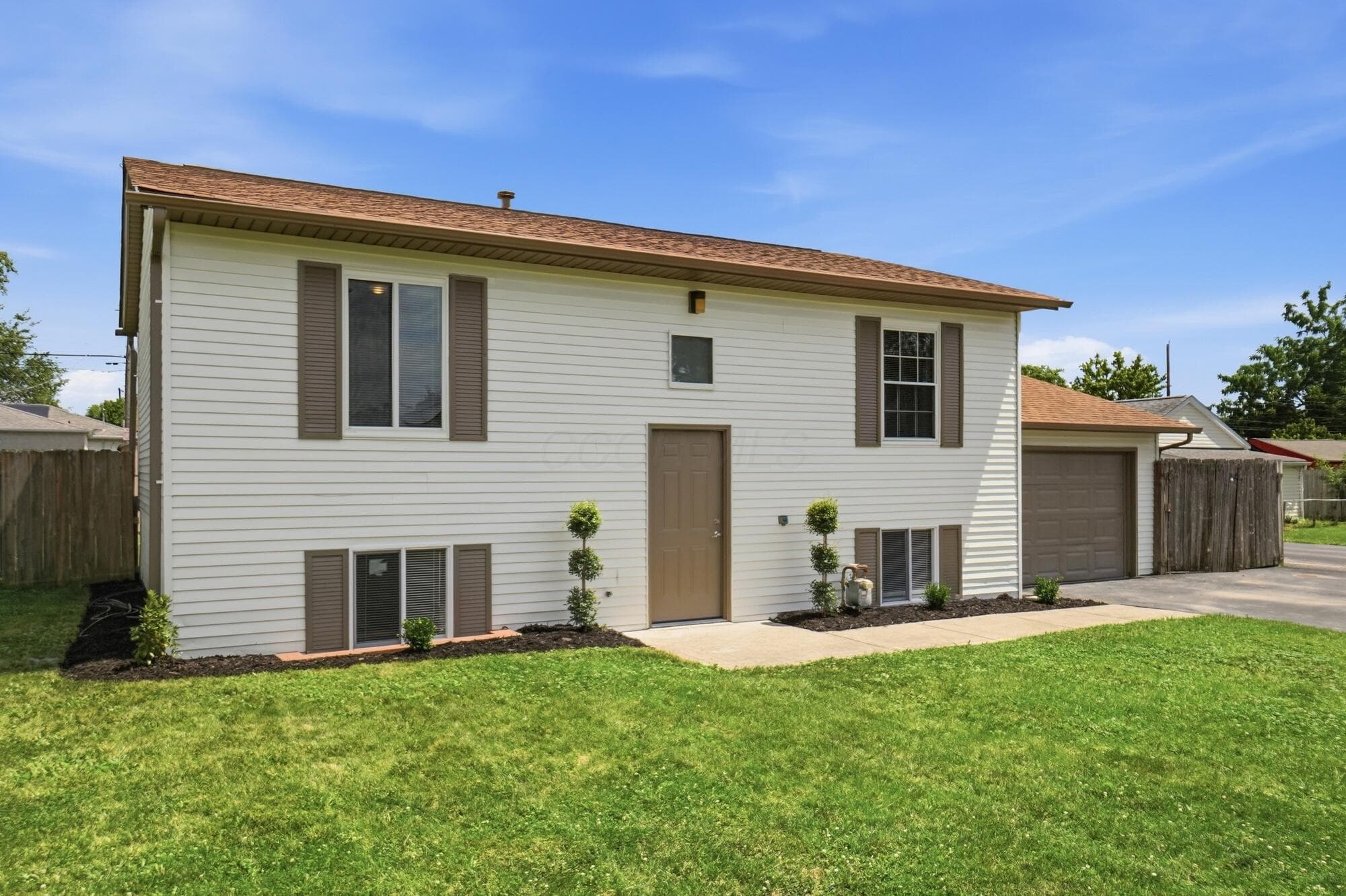 142 Gladys Road, Columbus, OH
