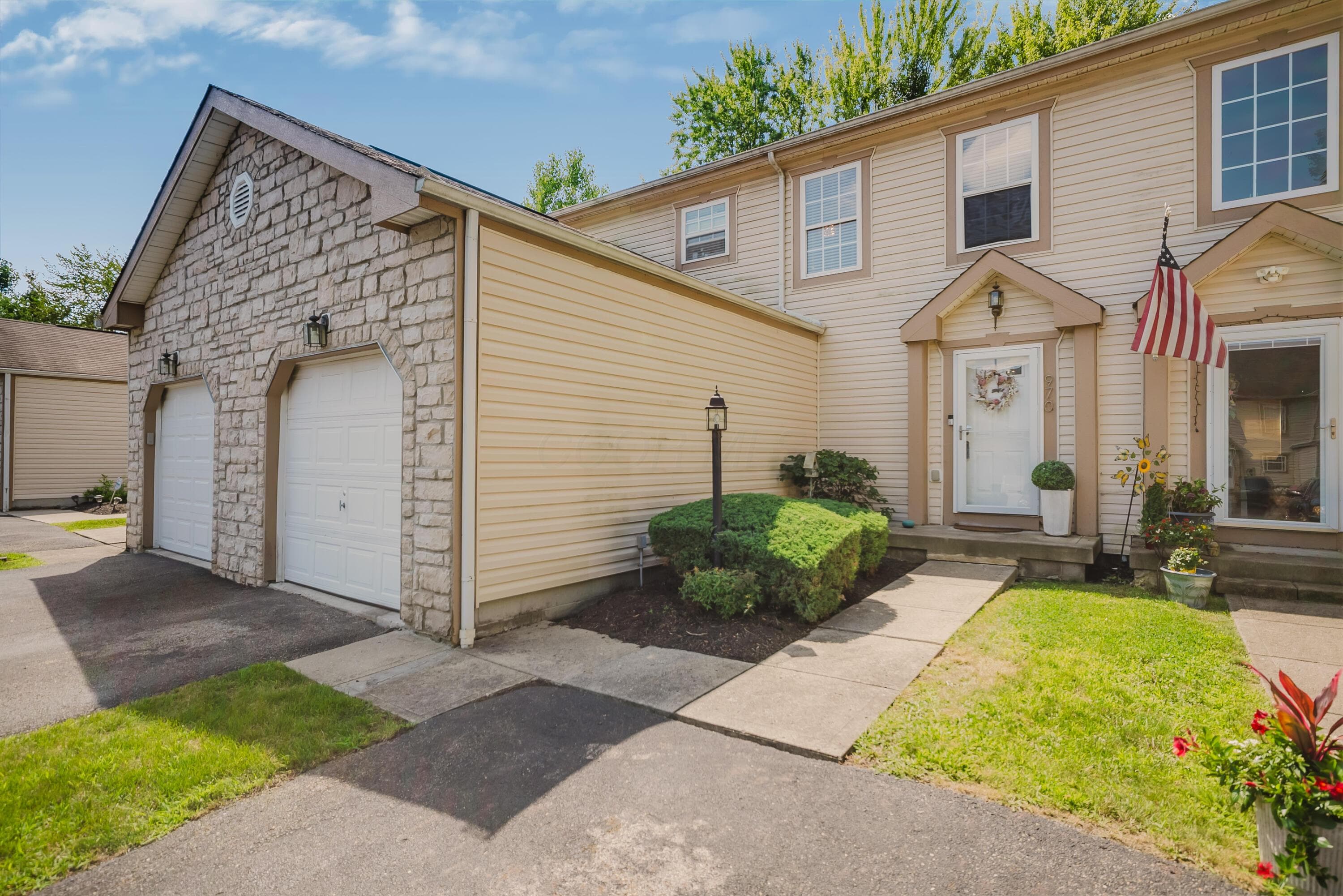 970 Sara Court, Pataskala, OH 43062