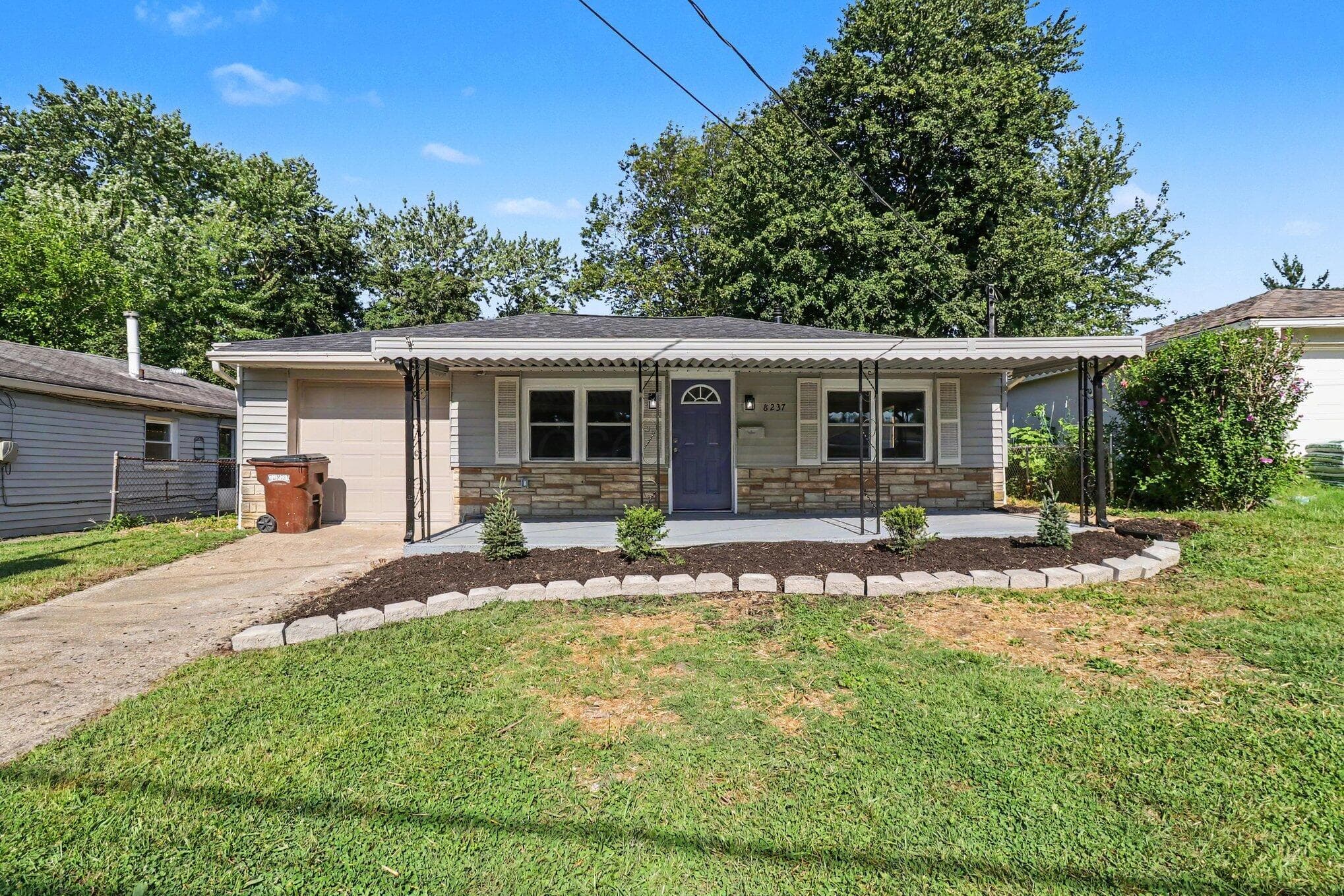 8237 Sandy Lane, Cincinnati, OH