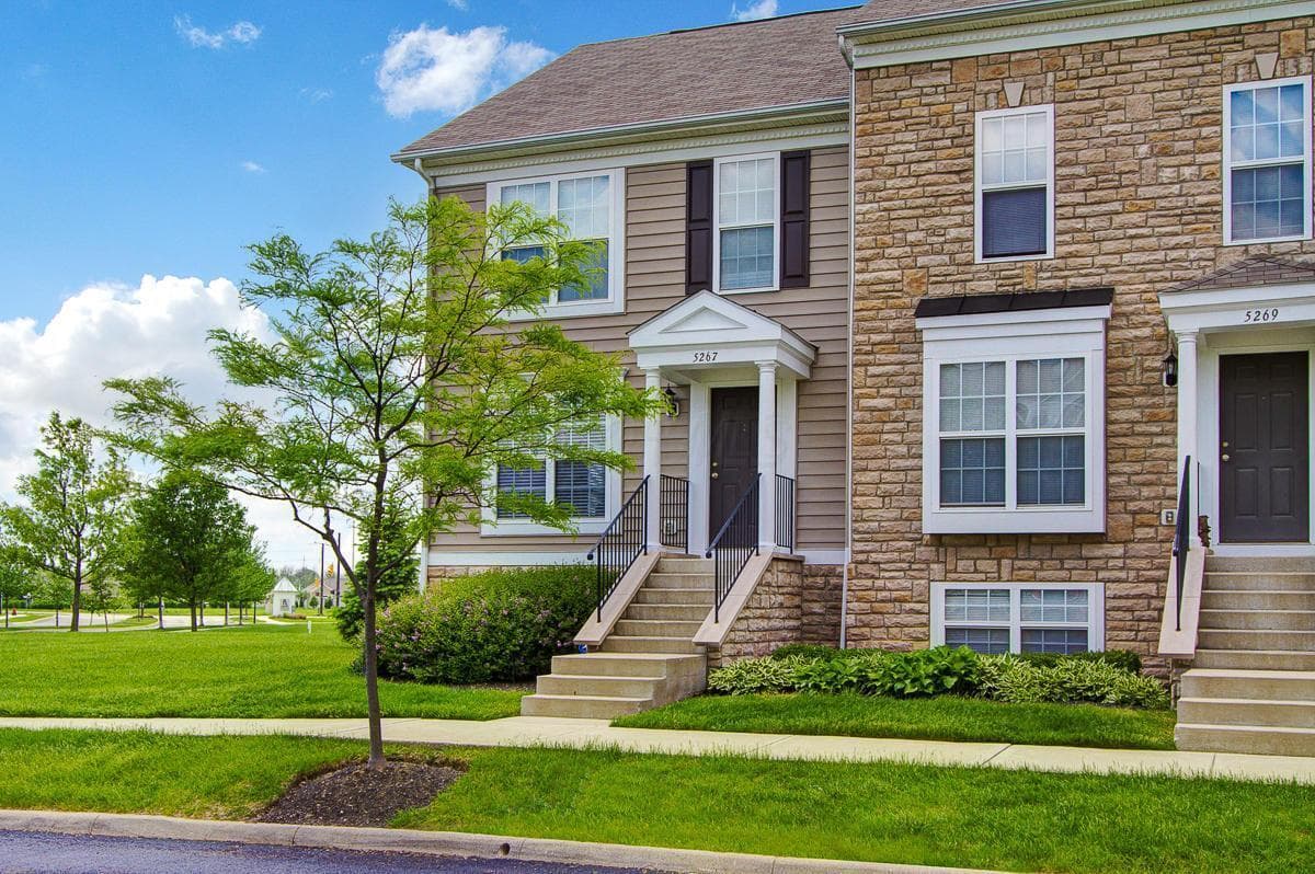 5267 Cross River Falls Boulevard, Dublin, OH 43016