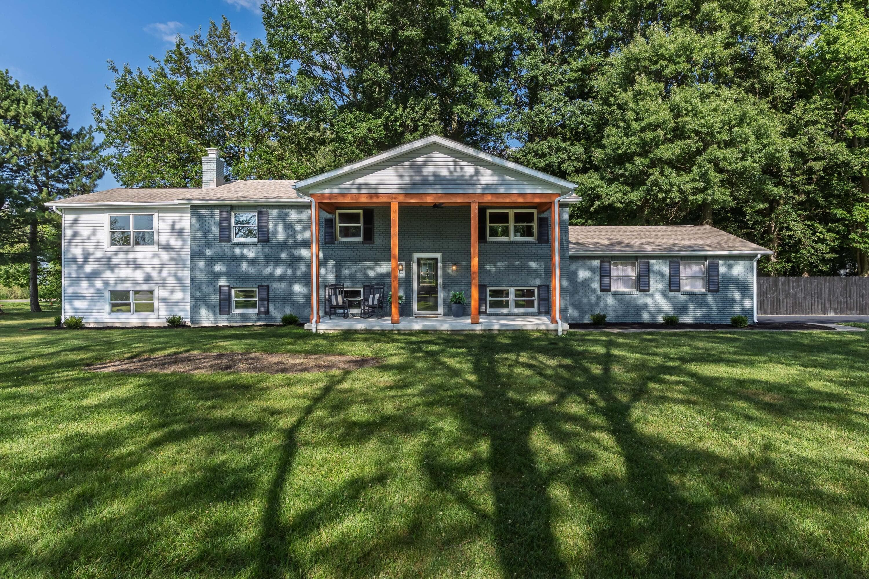 6110 Holiday Lane, Dublin, OH 43016