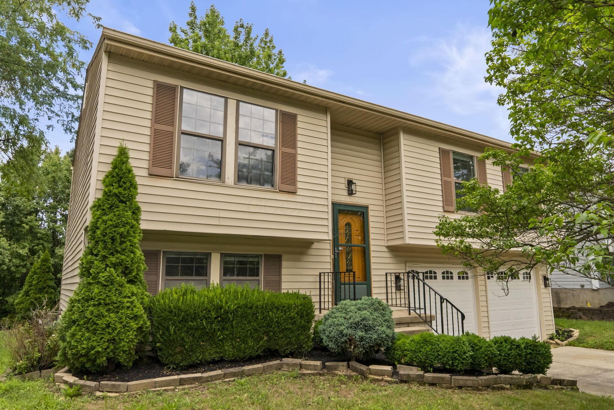 6940 Finchley Drive, Reynoldsburg, OH
