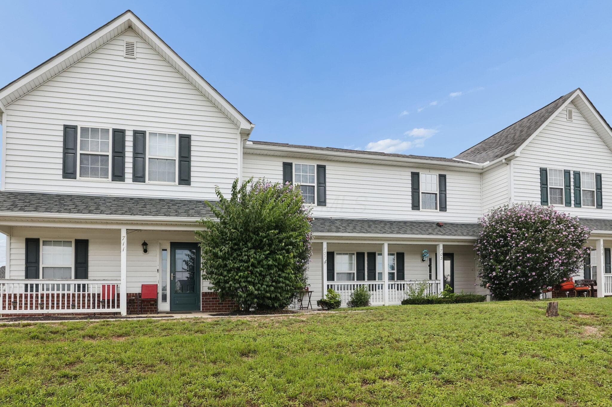 707 Pondview Drive #36, Grove City, OH 43123