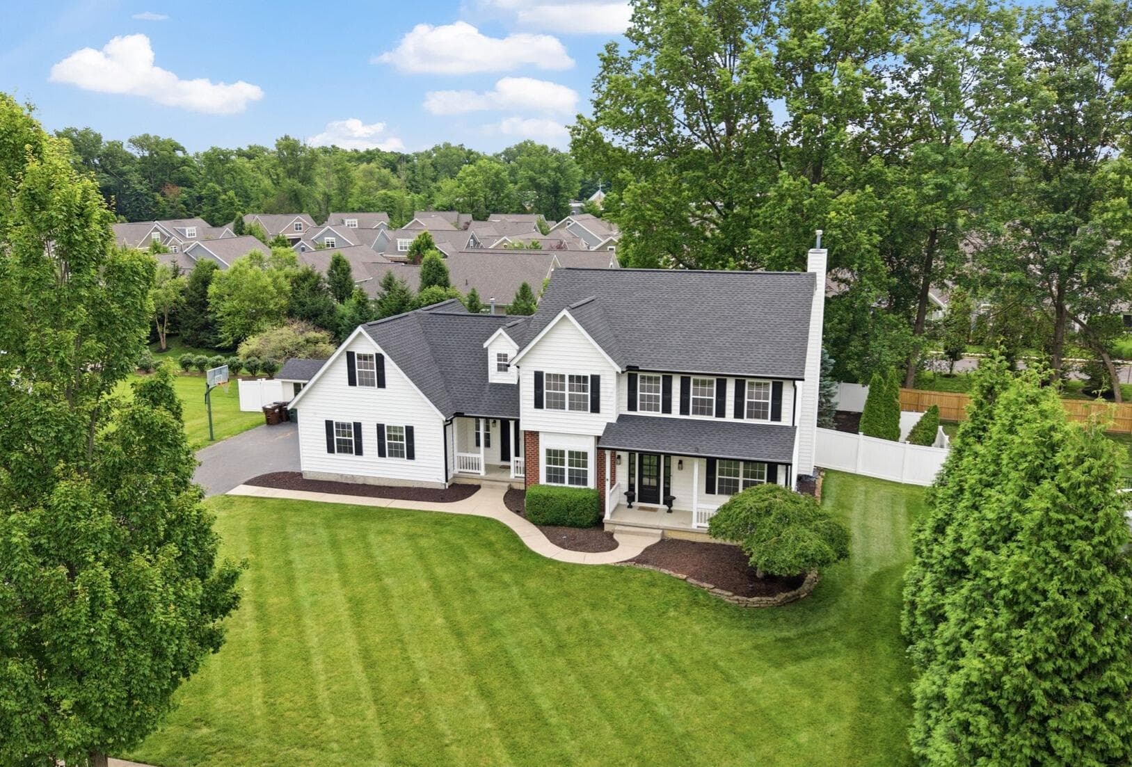6961 Whitetail Lane, Westerville, OH 43082