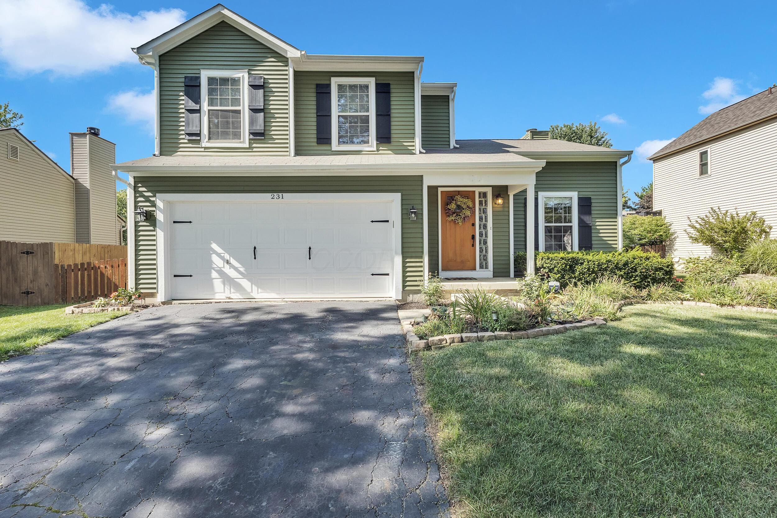 231 Stonemast Loop, Pataskala, OH 43062