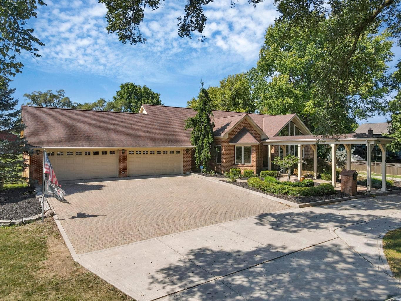 4037 Dublin Road, Columbus, OH 43221