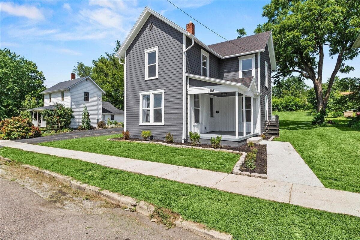 106 W Race Street, Mechanicsburg, OH 43044