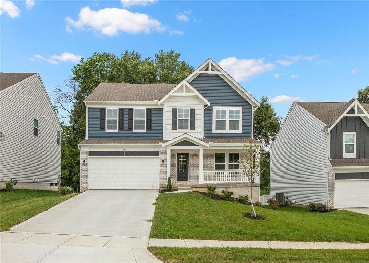723 Francis Drive, Heath, OH 43056