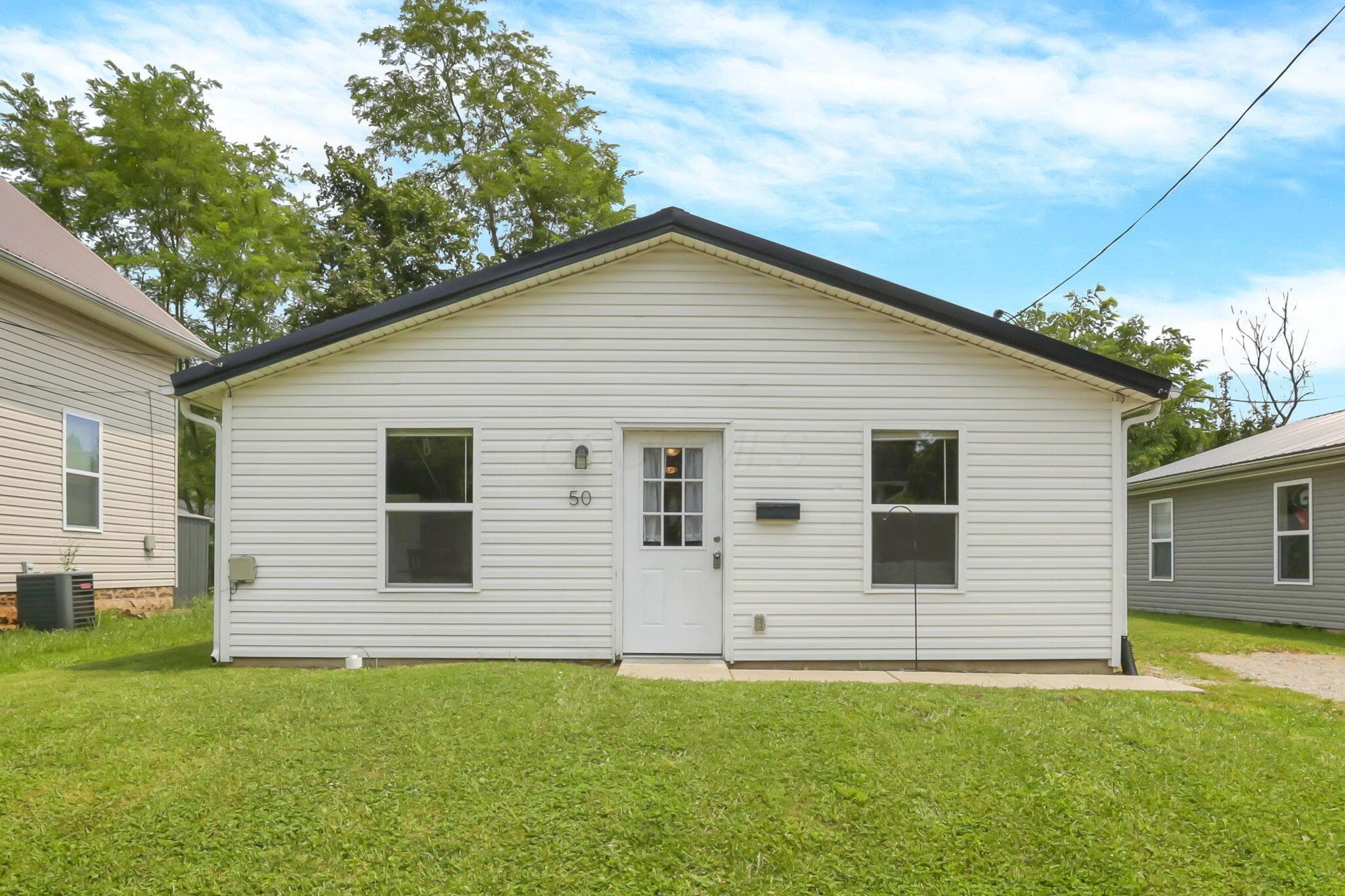 50 Rosebud Avenue, Newark, OH 43055