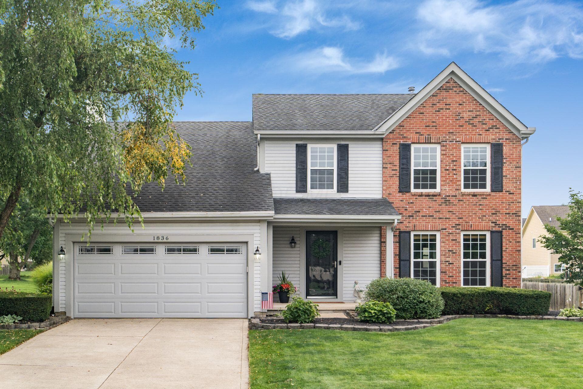 1836 Royal Oak Drive, Lewis Center, OH 43035