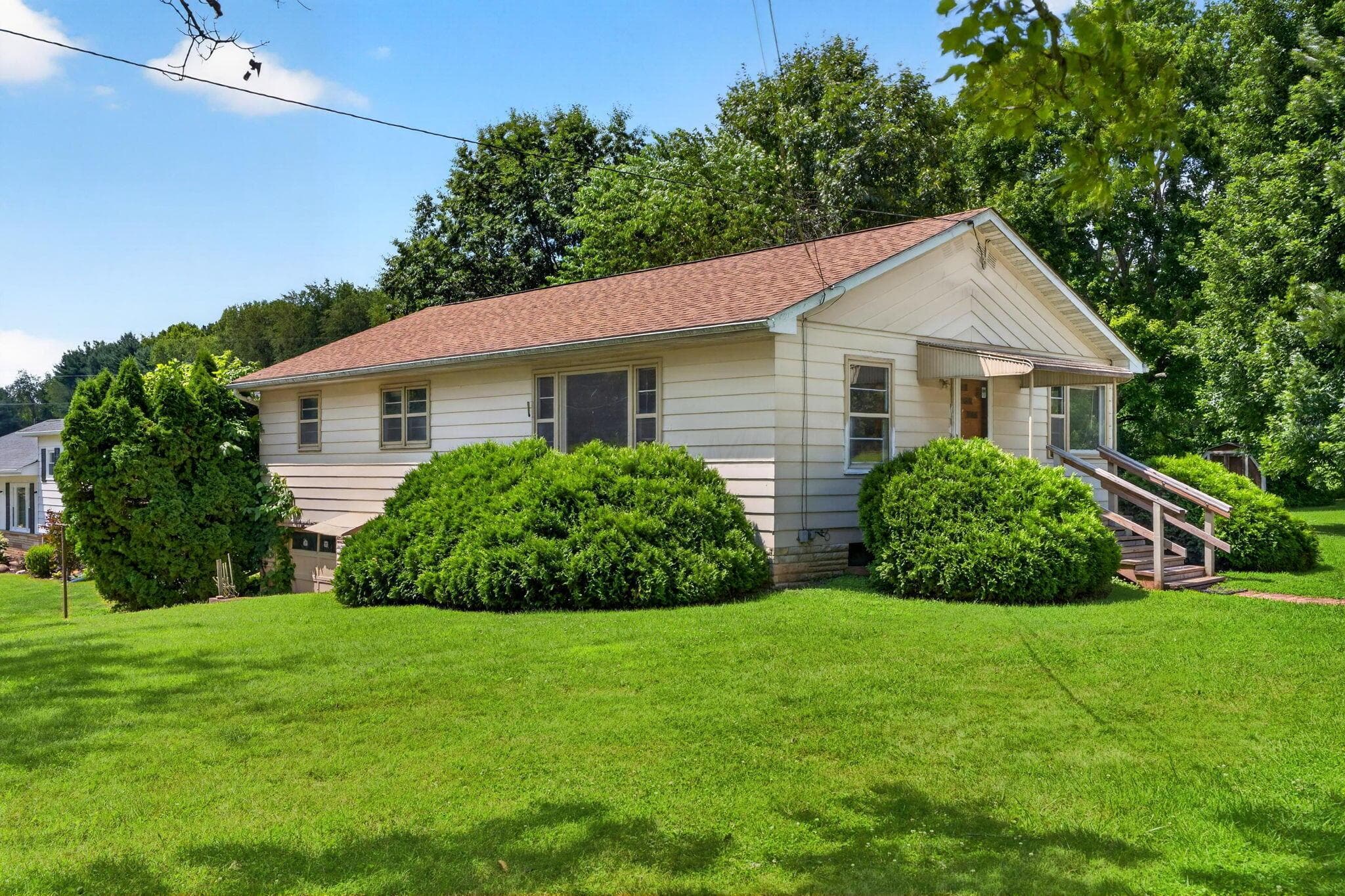 146 Oakland Boulevard NE, Newark, OH 43055