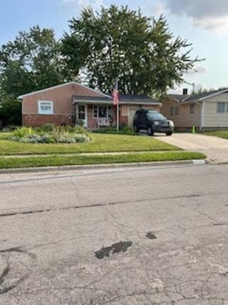 2583 Regina Avenue, Columbus, OH 43204
