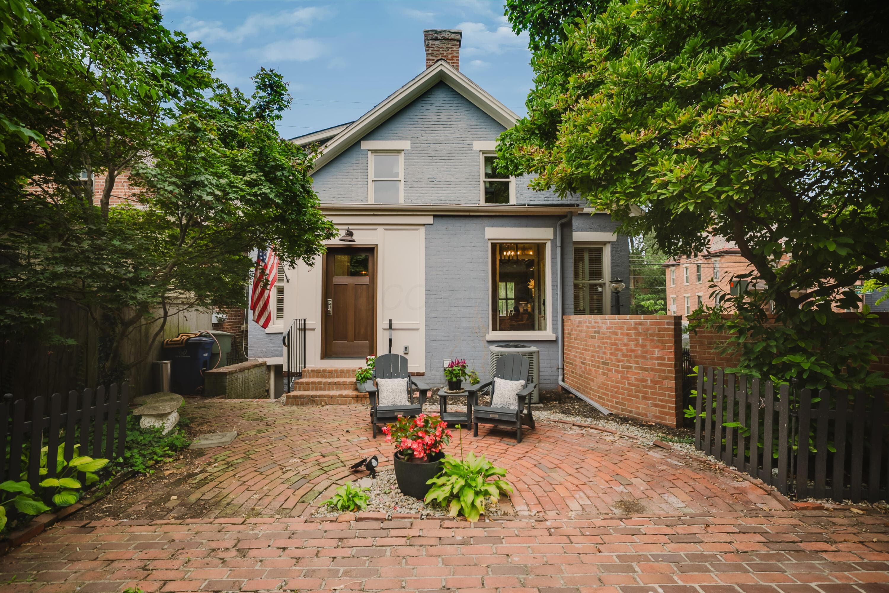 33 E Frankfort Street, Columbus, OH 43206