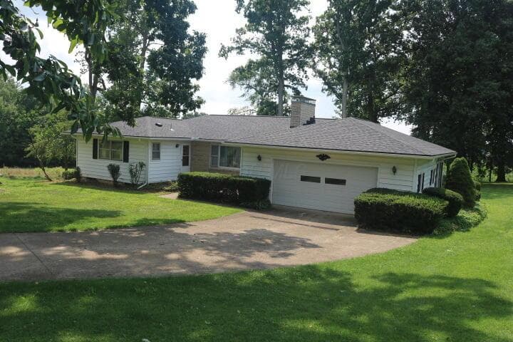 14277 Nelson Drive, Mount Vernon, OH 43050