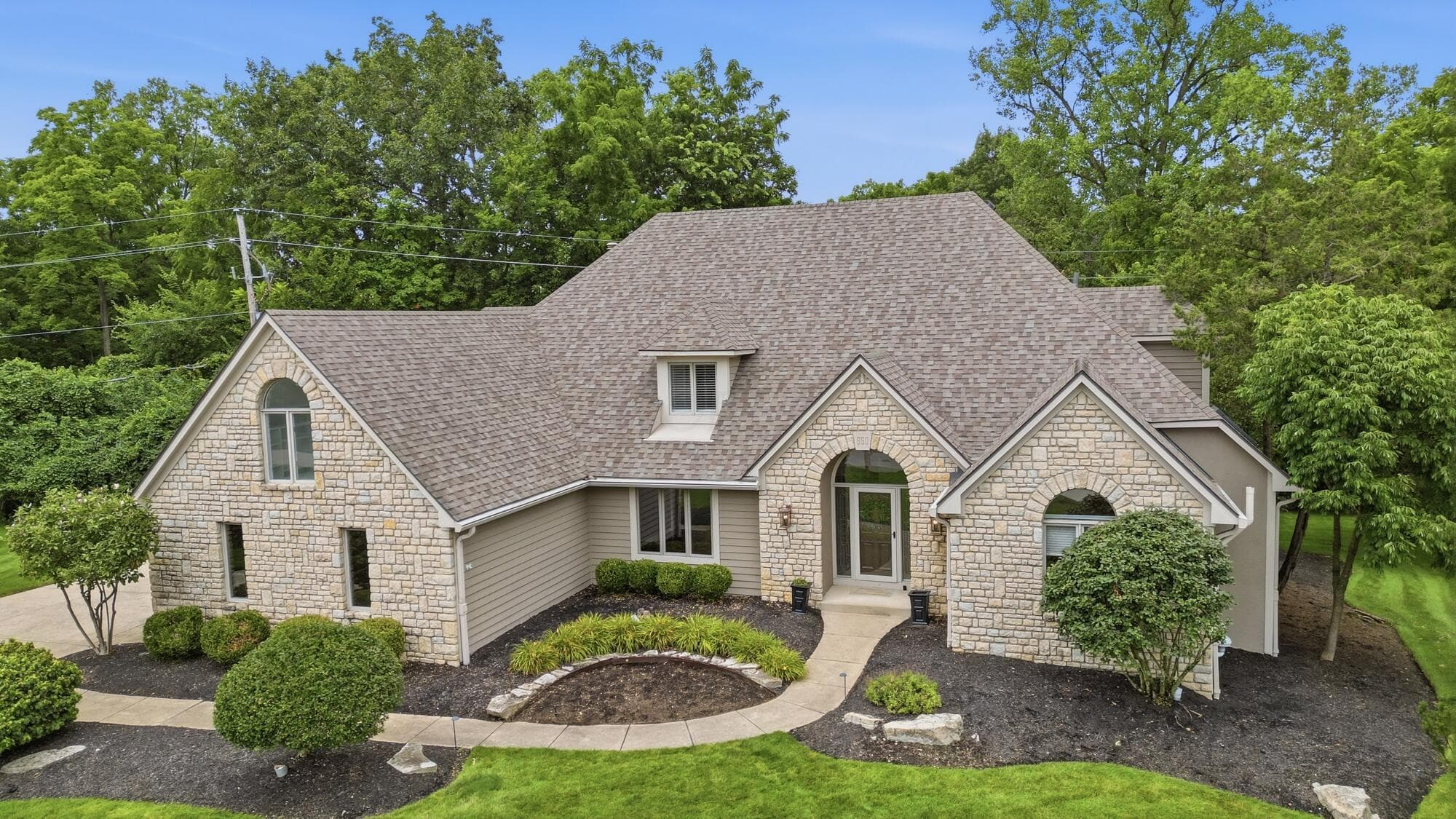 660 Broadsworth Court, Powell, OH 43065