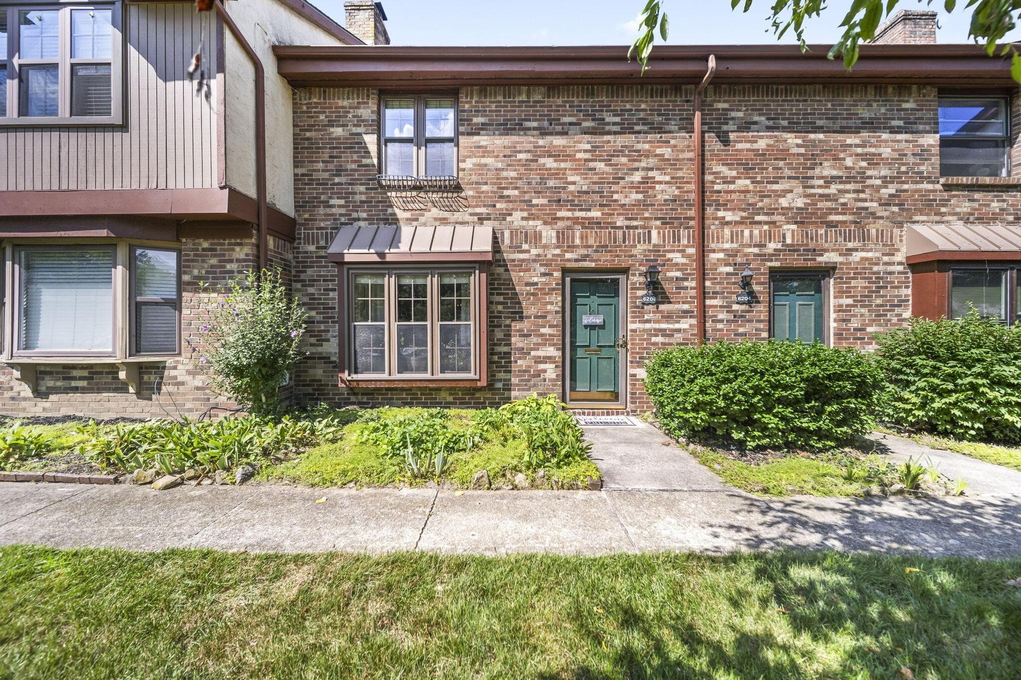 6206 Stornoway Drive S, Columbus, OH 43213