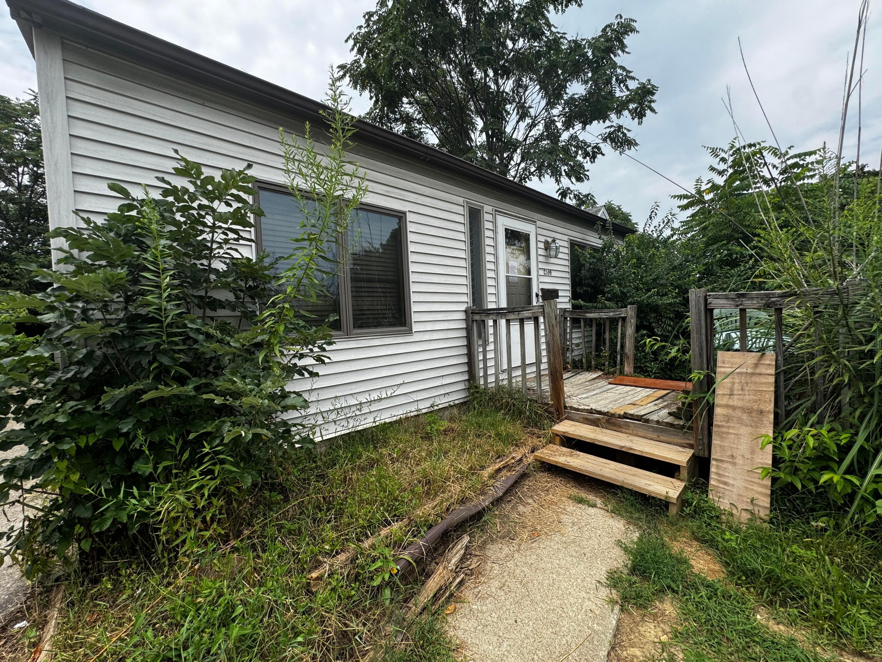 2599 Homecroft Drive, Columbus, OH 43211