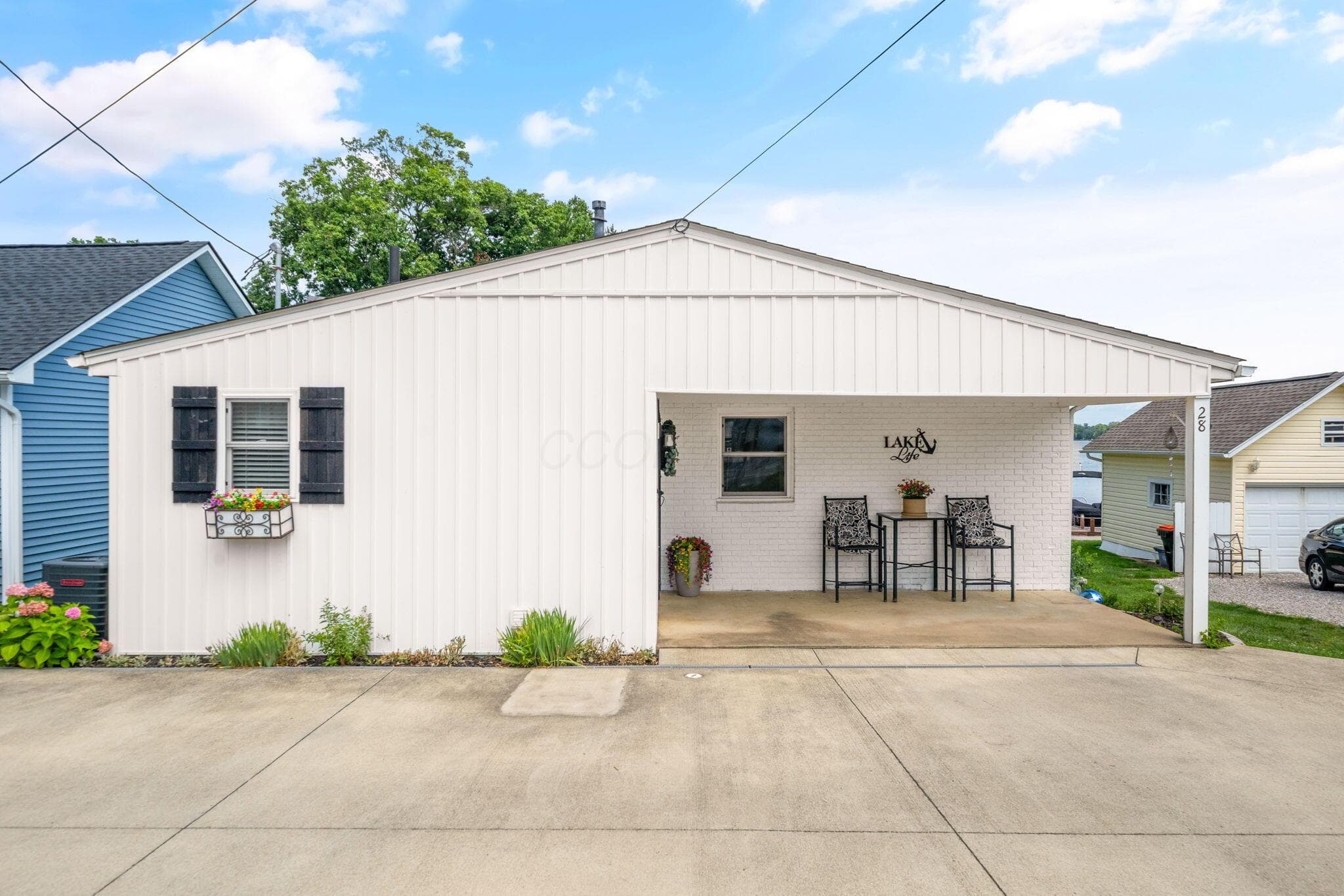 28 Bay View Drive, Buckeye Lake, OH 43008
